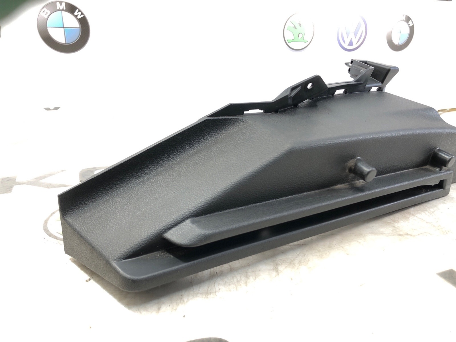 Направляющая полки багажника, 500 рублей, Москва