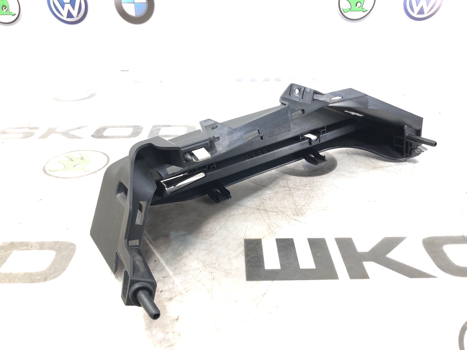 Направляющая полки багажника, 500 рублей, Москва