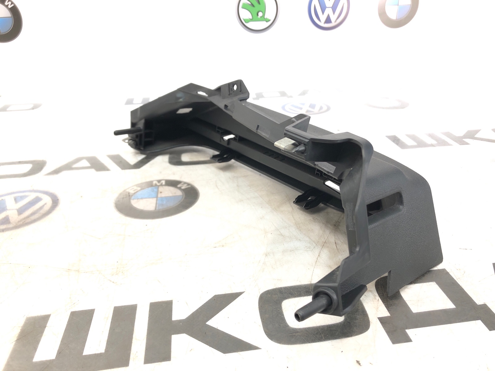 Направляющая полки багажника, 500 рублей, Москва