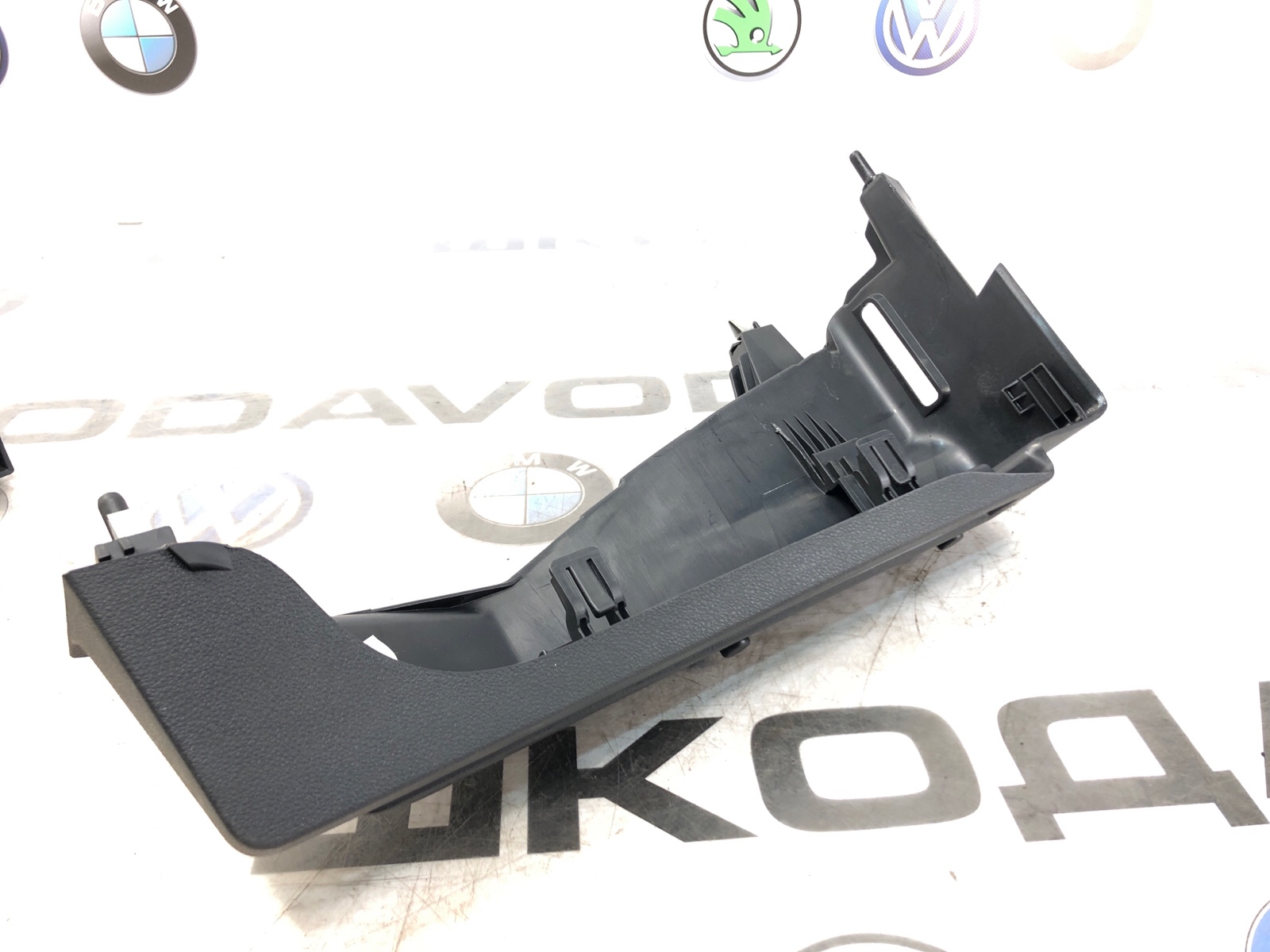 Направляющая полки багажника, 500 рублей, Москва