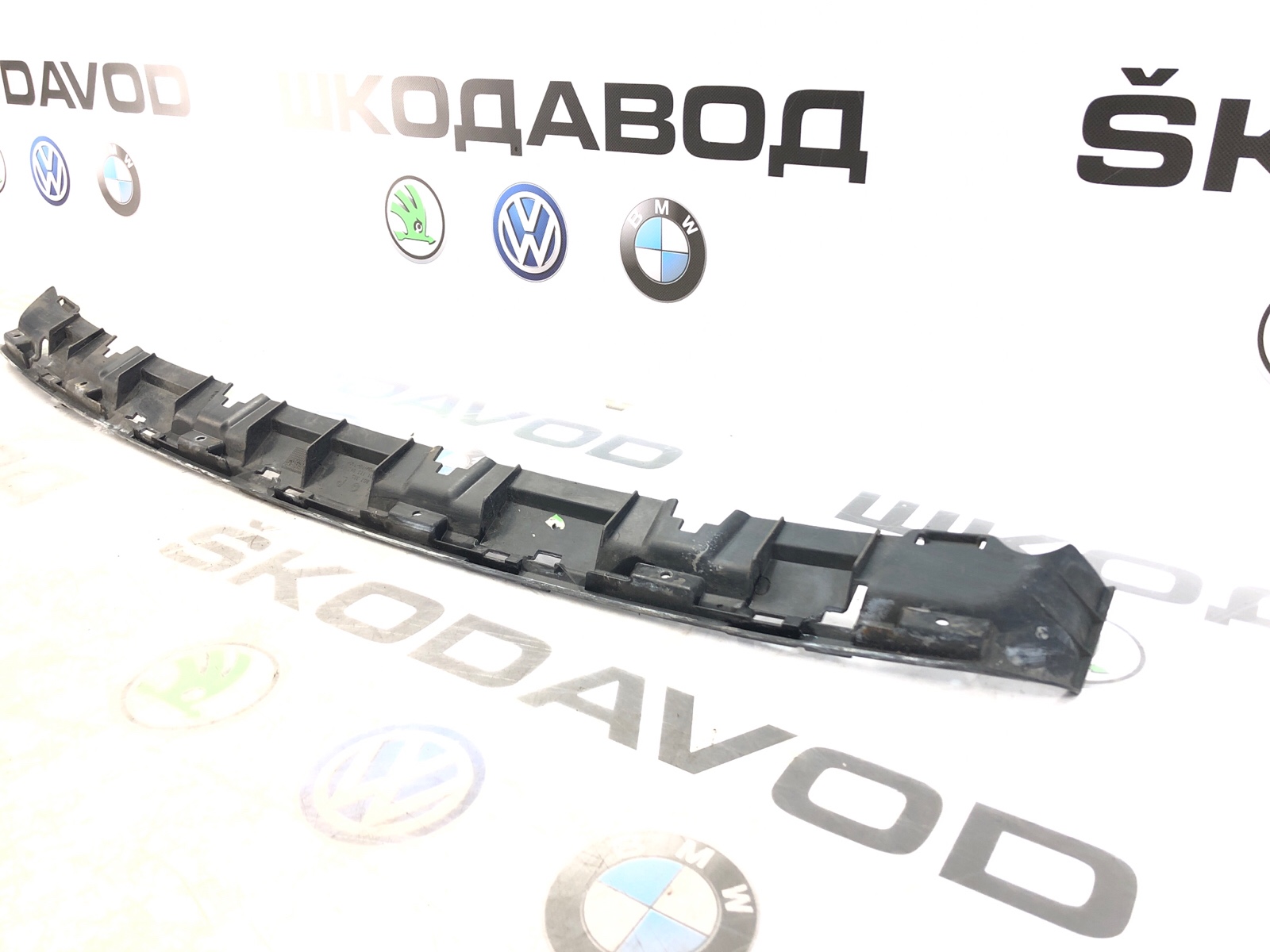 Направляющая бампера, 1000 рублей, Москва