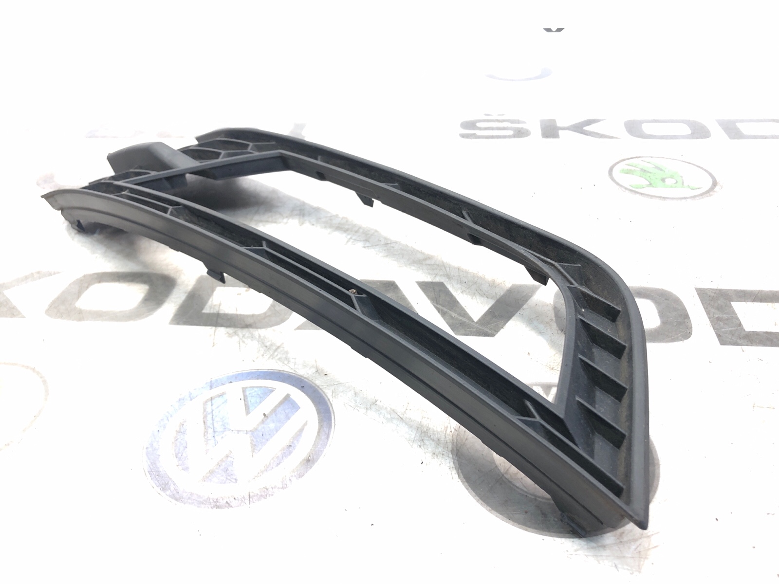 Накладка противотуманной фары ПТФ, 1000 рублей, Москва