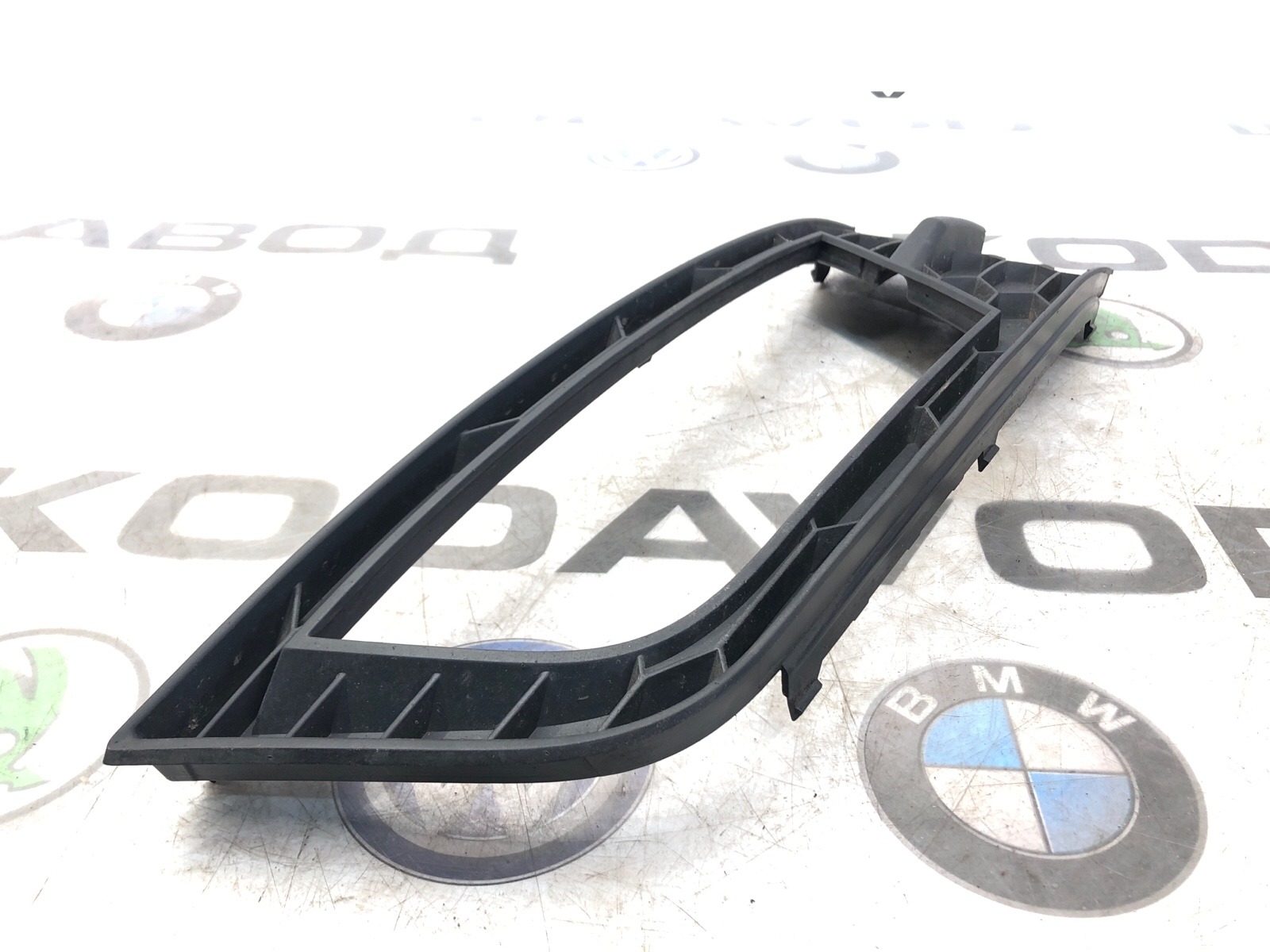 Накладка противотуманной фары ПТФ, 1000 рублей, Москва