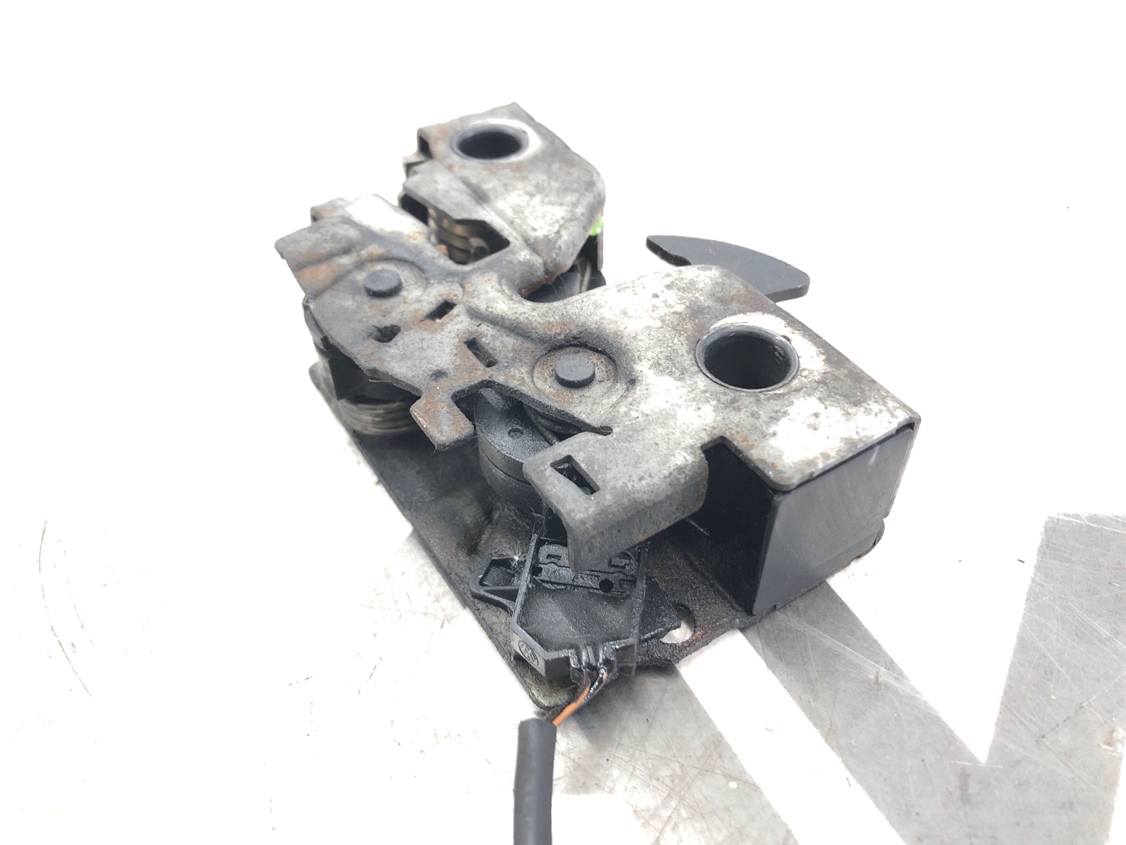 замок капота, 1000 рублей, Москва