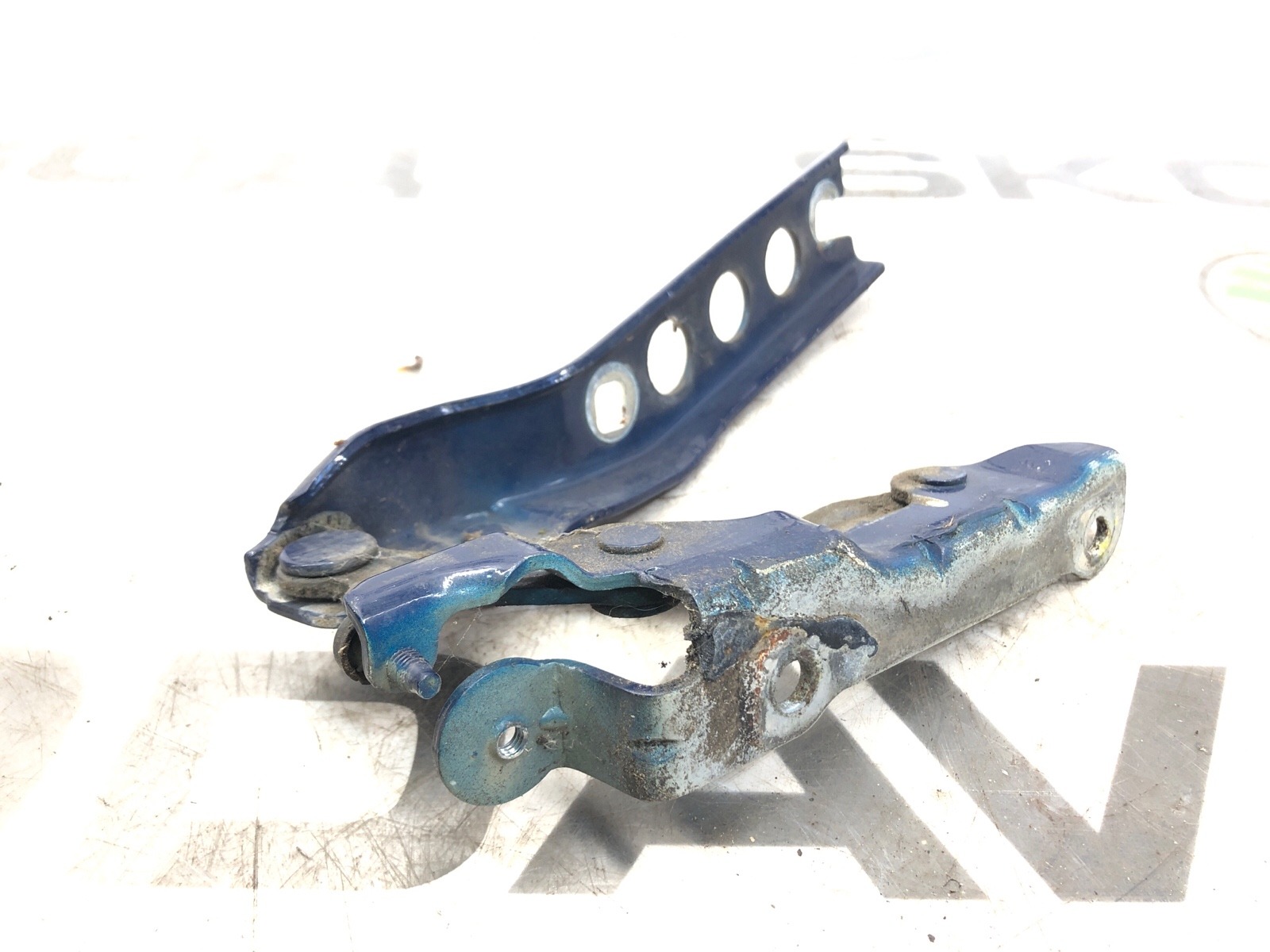 петля капота, 500 рублей, Москва