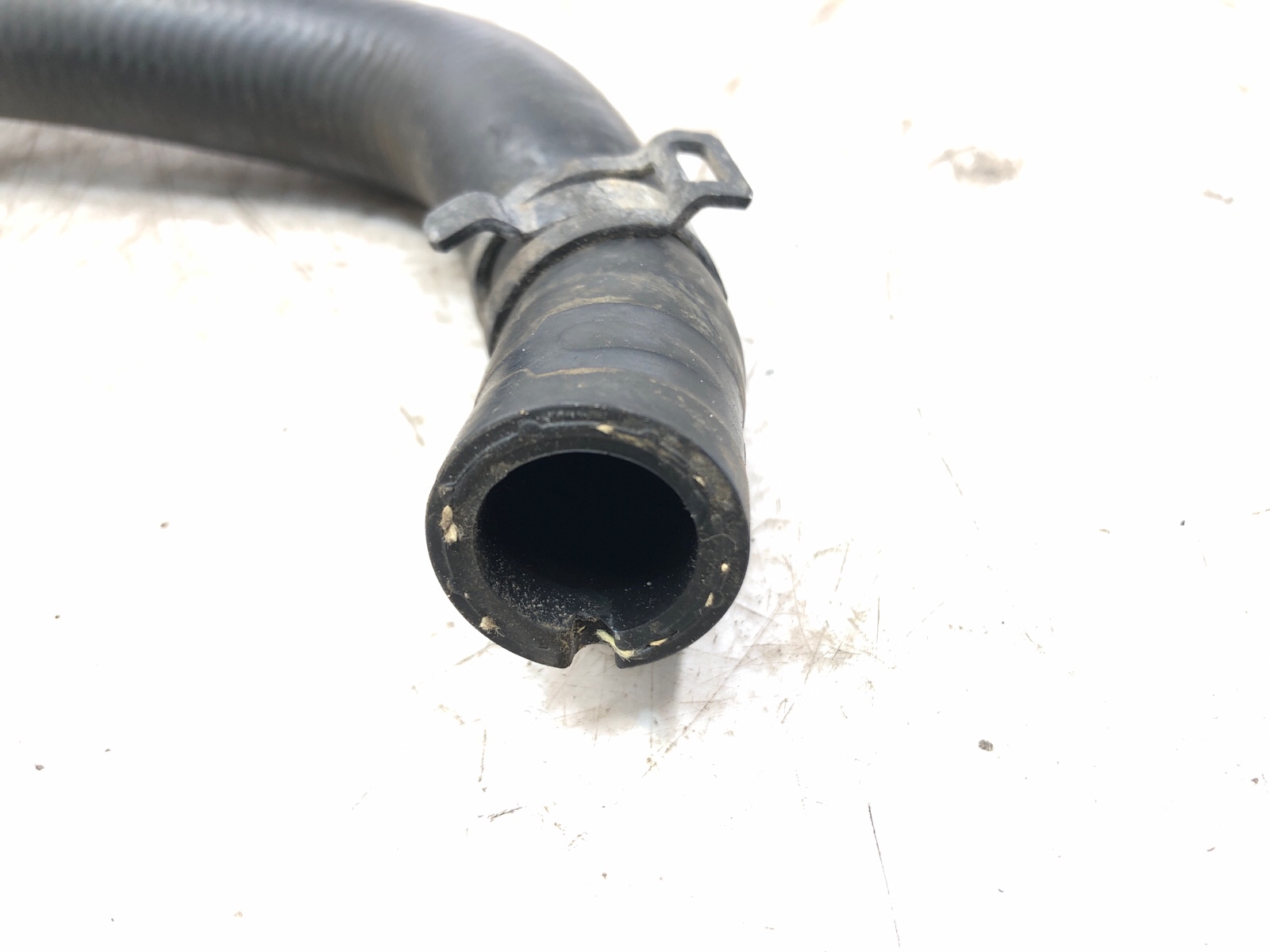 Патрубок расширительного бачка нижний, 500 рублей, Москва