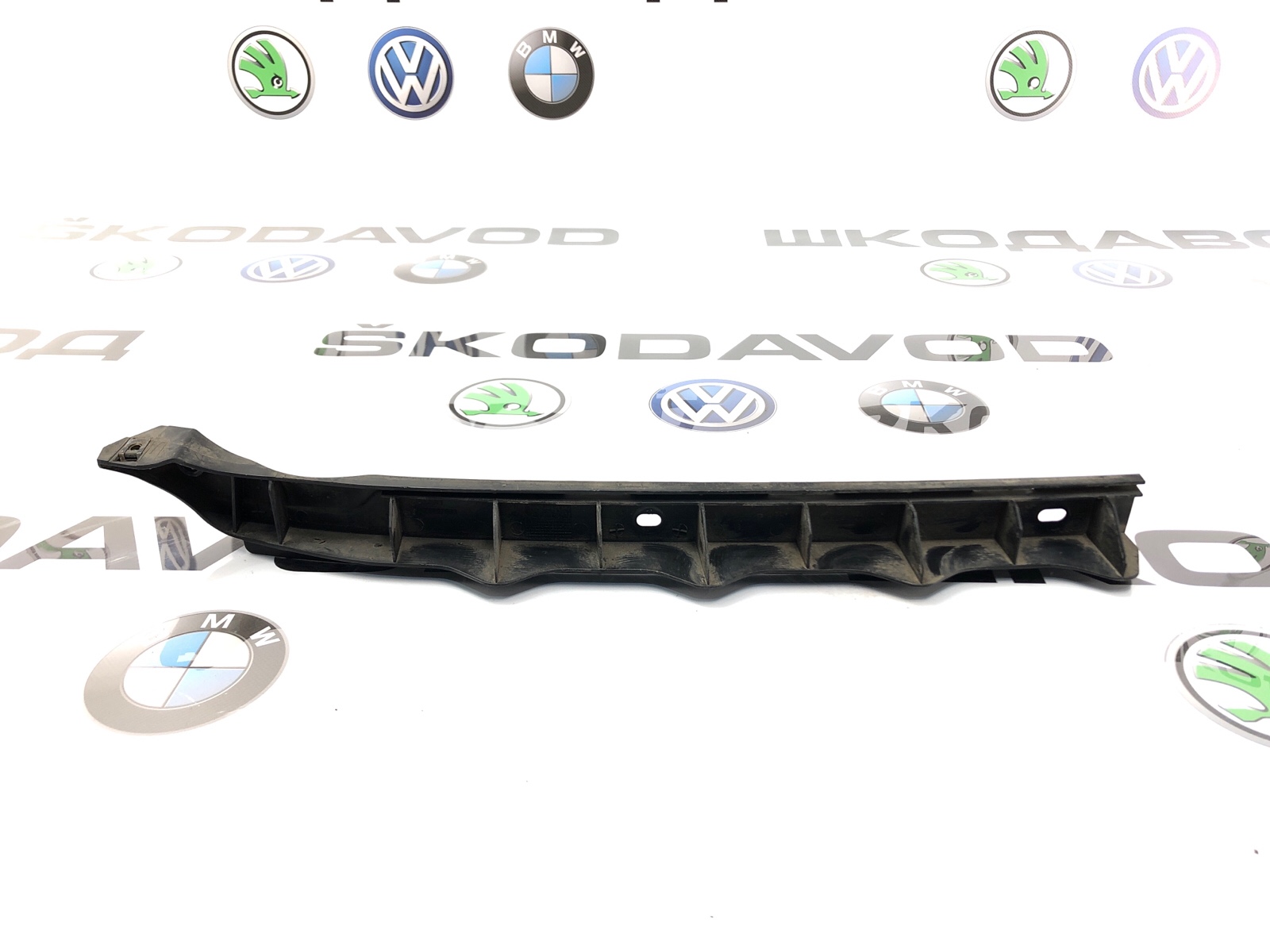 Направляющая бампера, 300 рублей, Москва