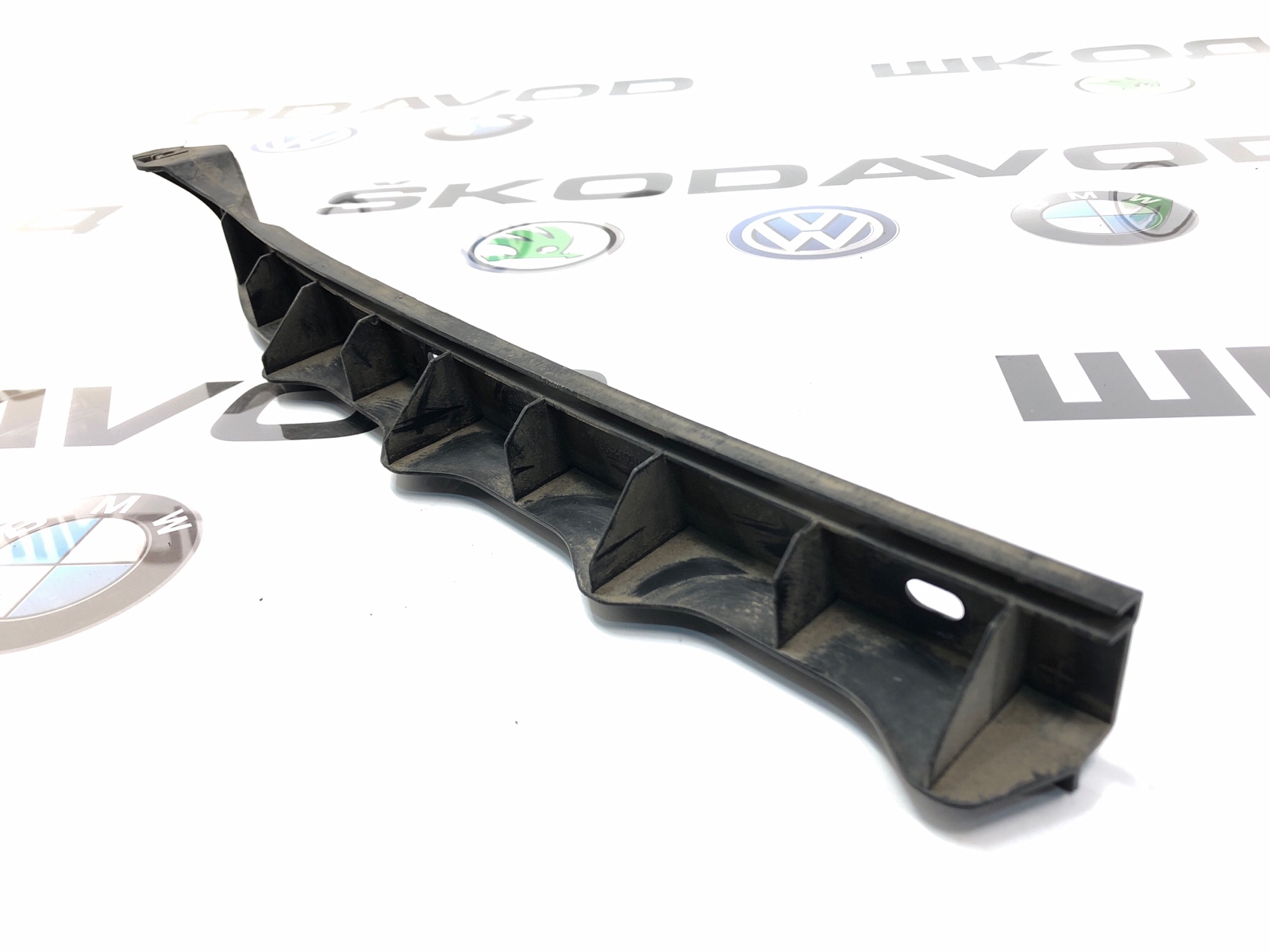 Направляющая бампера, 300 рублей, Москва