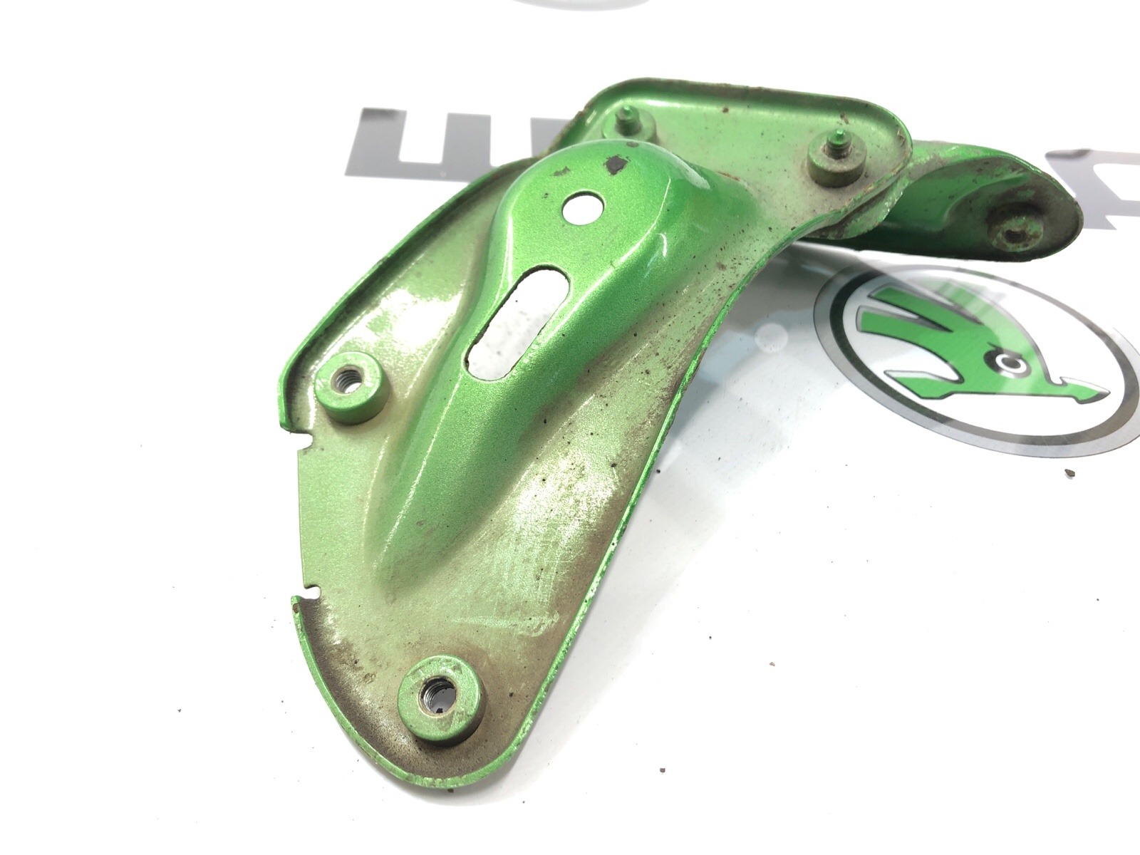 Кронштейн крыла, 2500 рублей, Москва