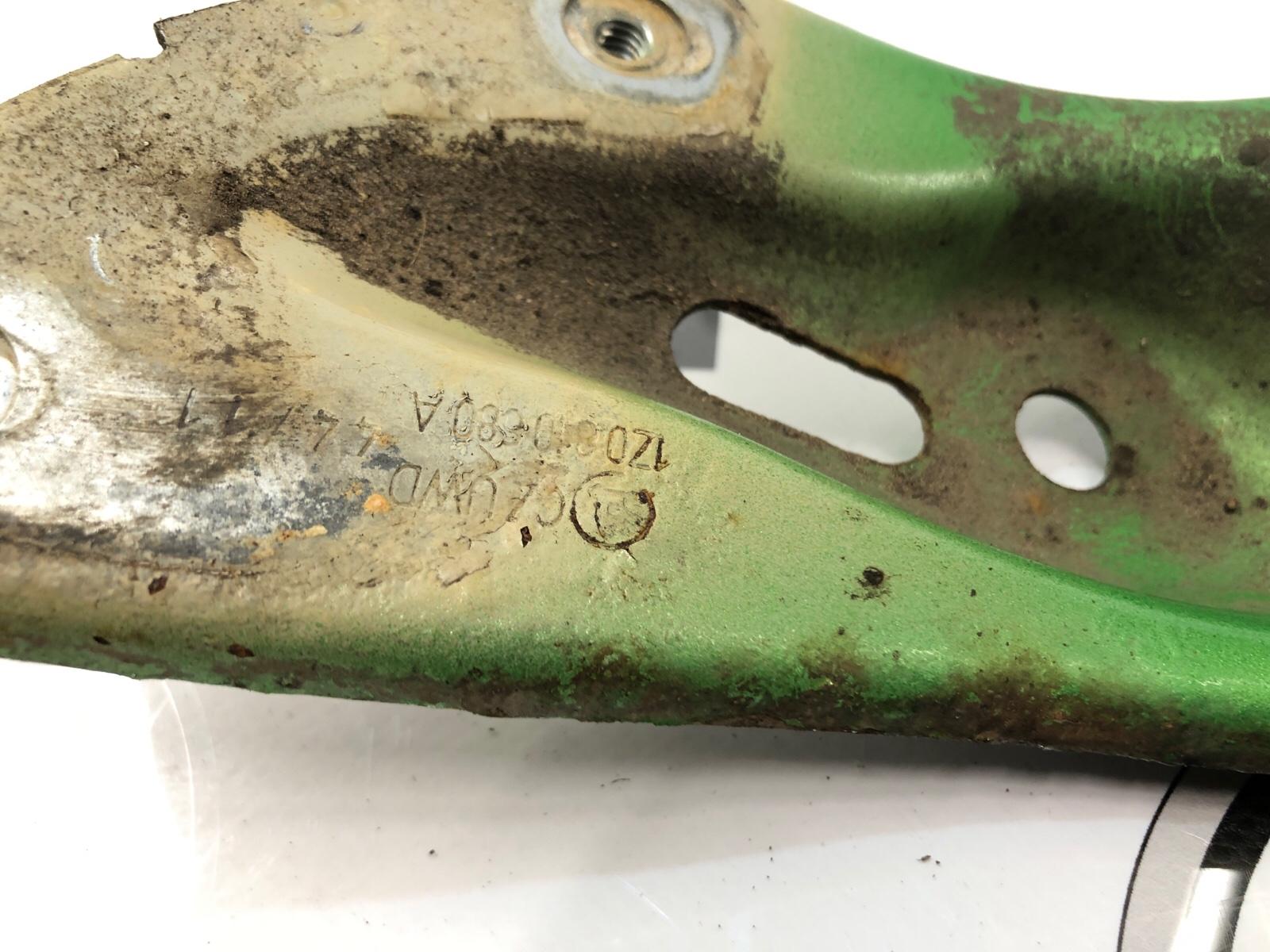 Кронштейн крыла, 2500 рублей, Москва