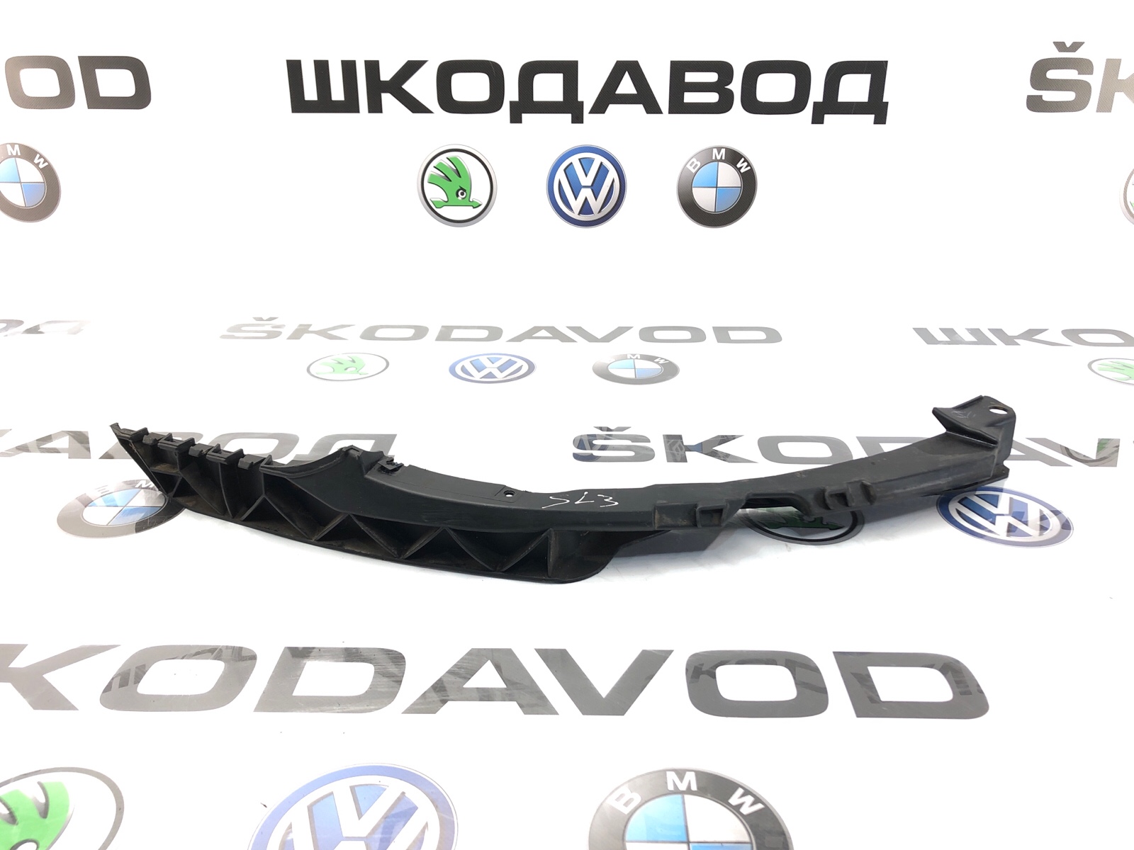 Направляющая бампера, 1600 рублей, Москва