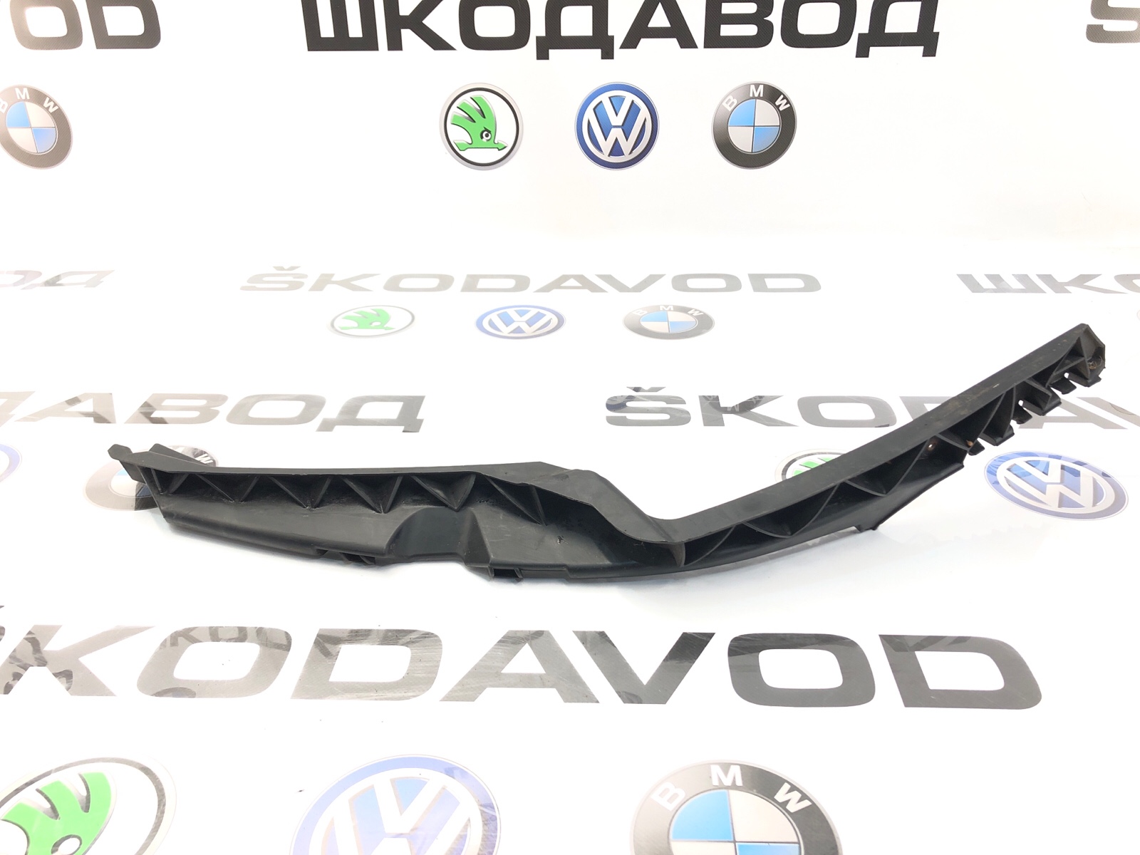 Направляющая бампера, 1600 рублей, Москва