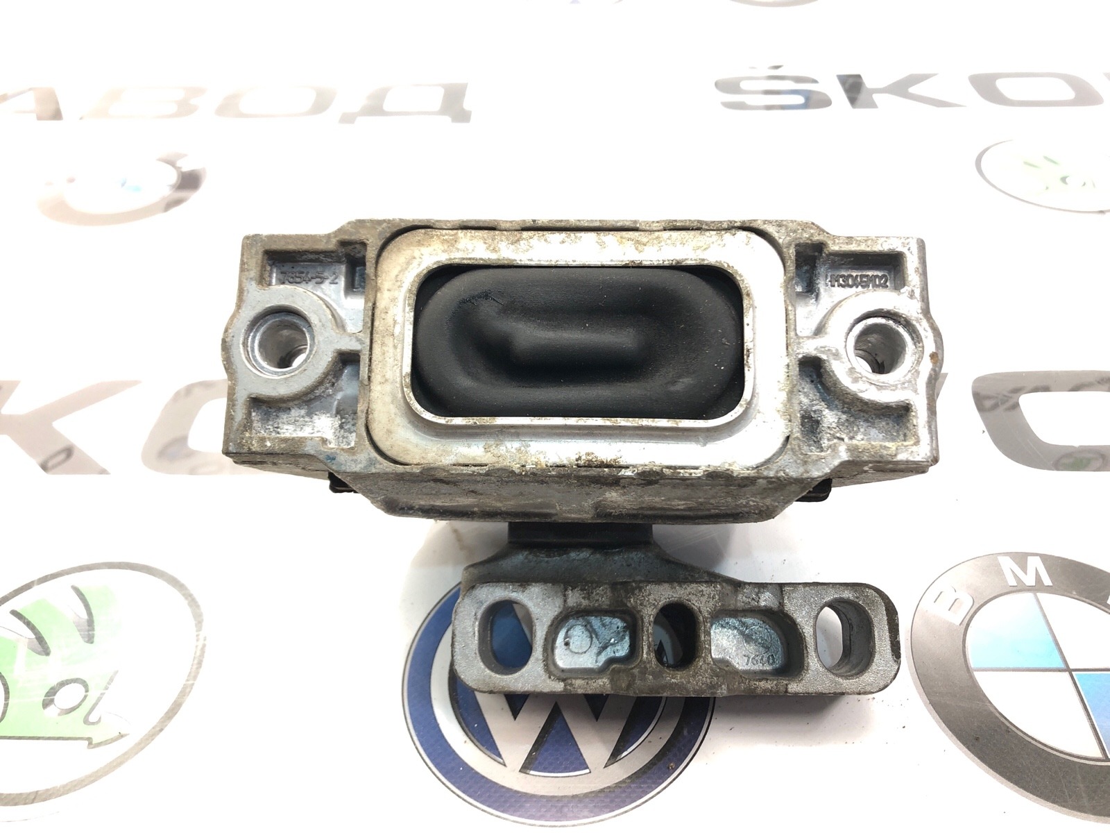 Опора двигателя, 1000 рублей, Москва