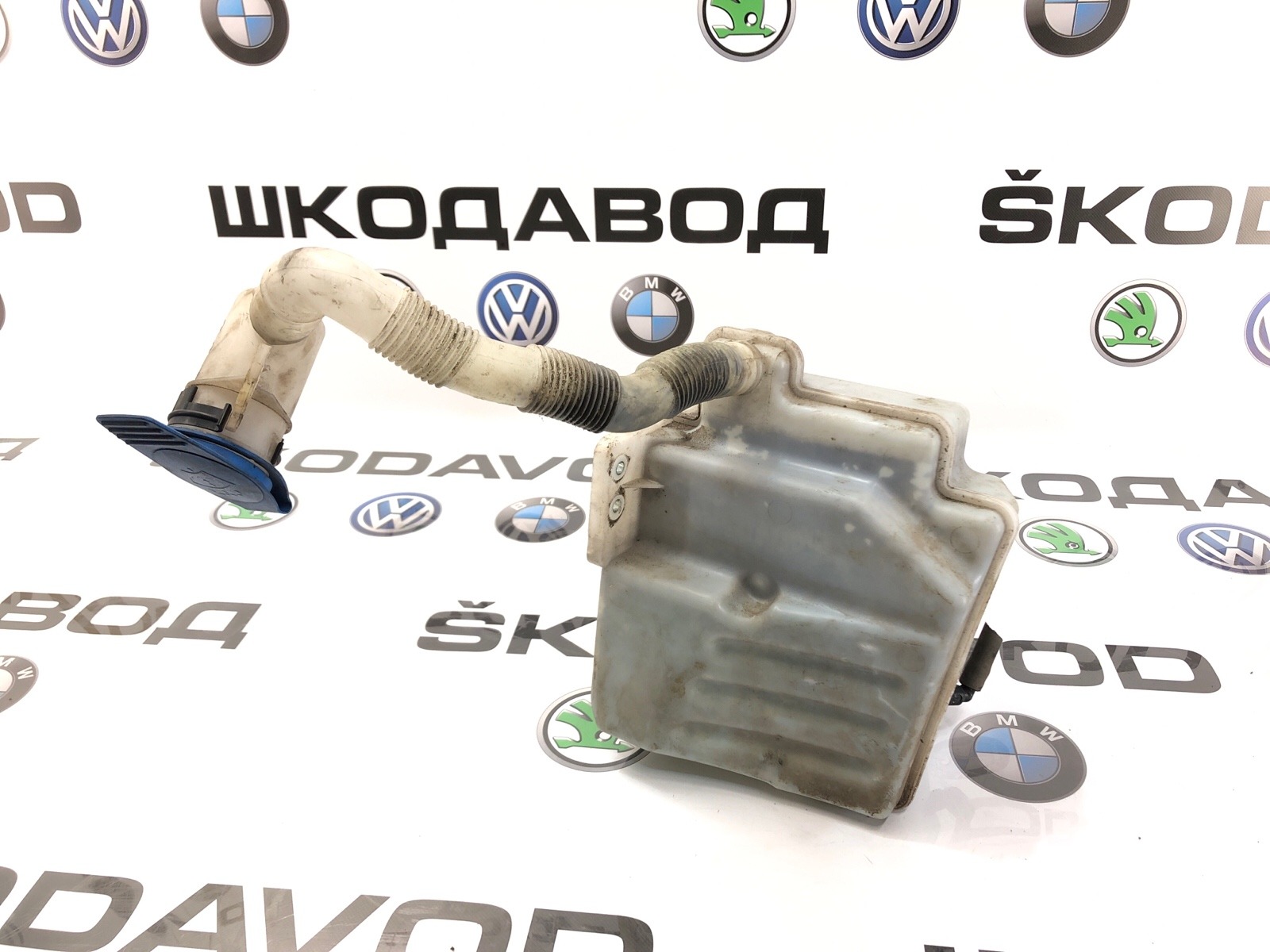 бачок омывателя, 2000 рублей, Москва