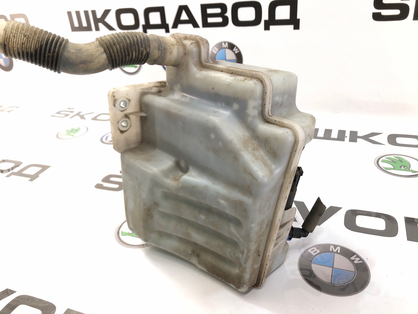 бачок омывателя, 2000 рублей, Москва