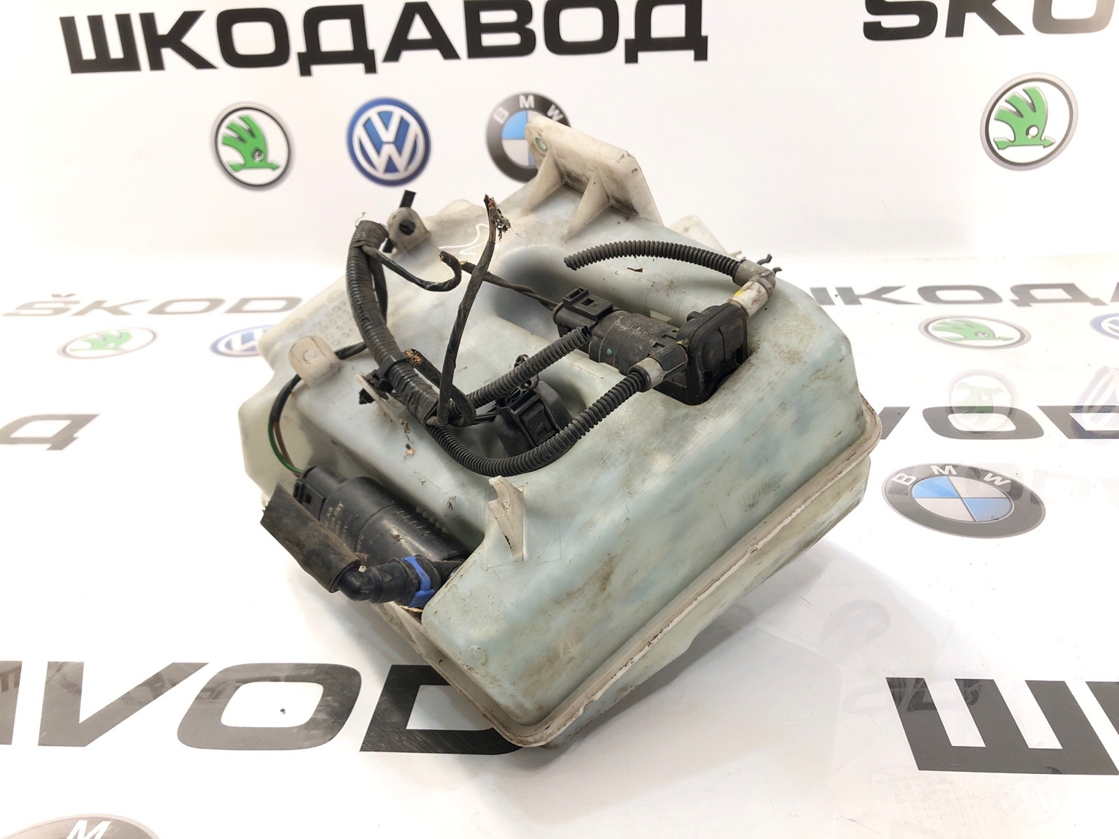 бачок омывателя, 2000 рублей, Москва