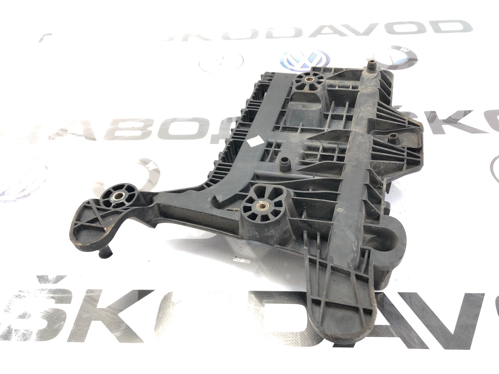 Площадка аккумулятора (АКБ), 1500 рублей, Москва