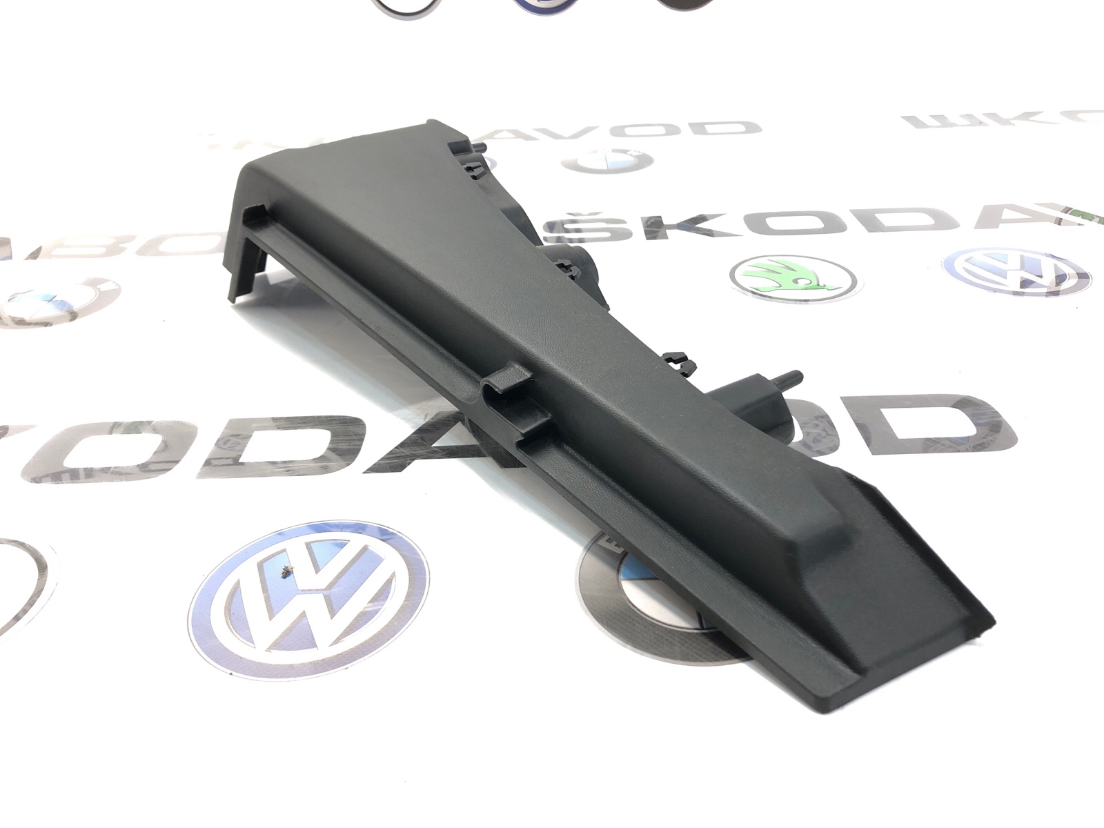 Направляющая полки багажника, 1000 рублей, Москва