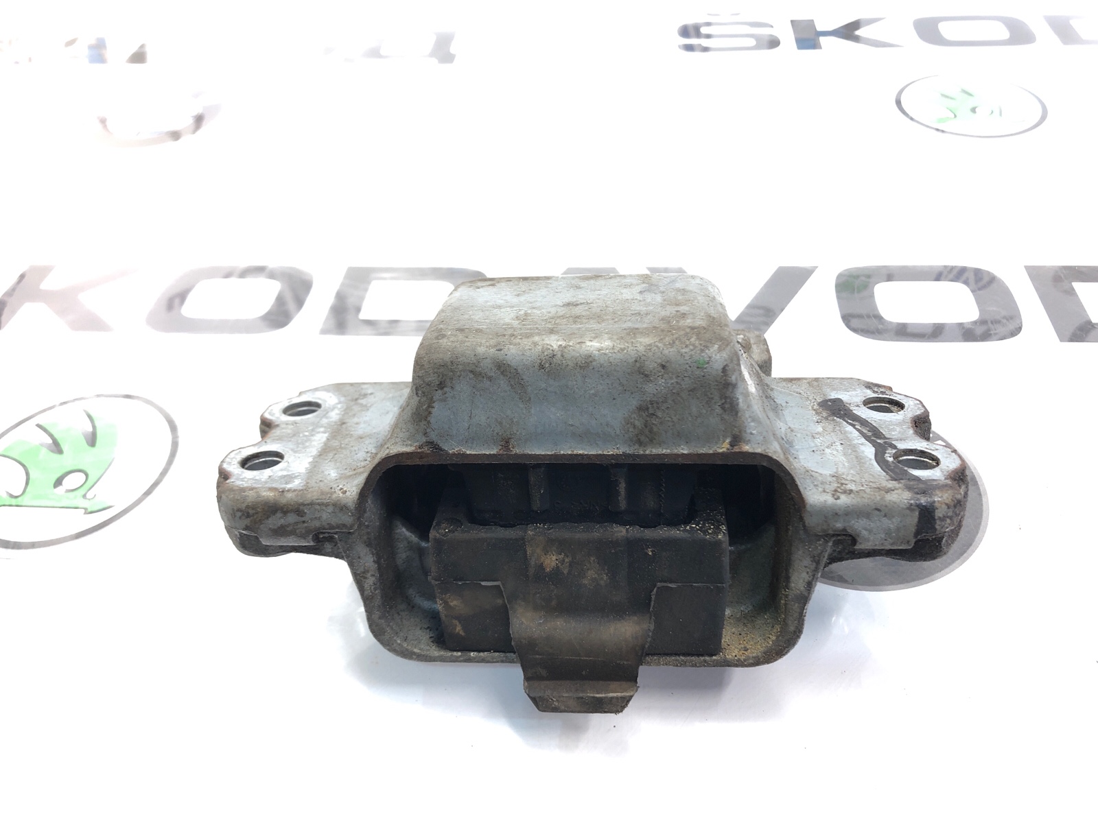 Опора МКПП, 1000 рублей, Москва