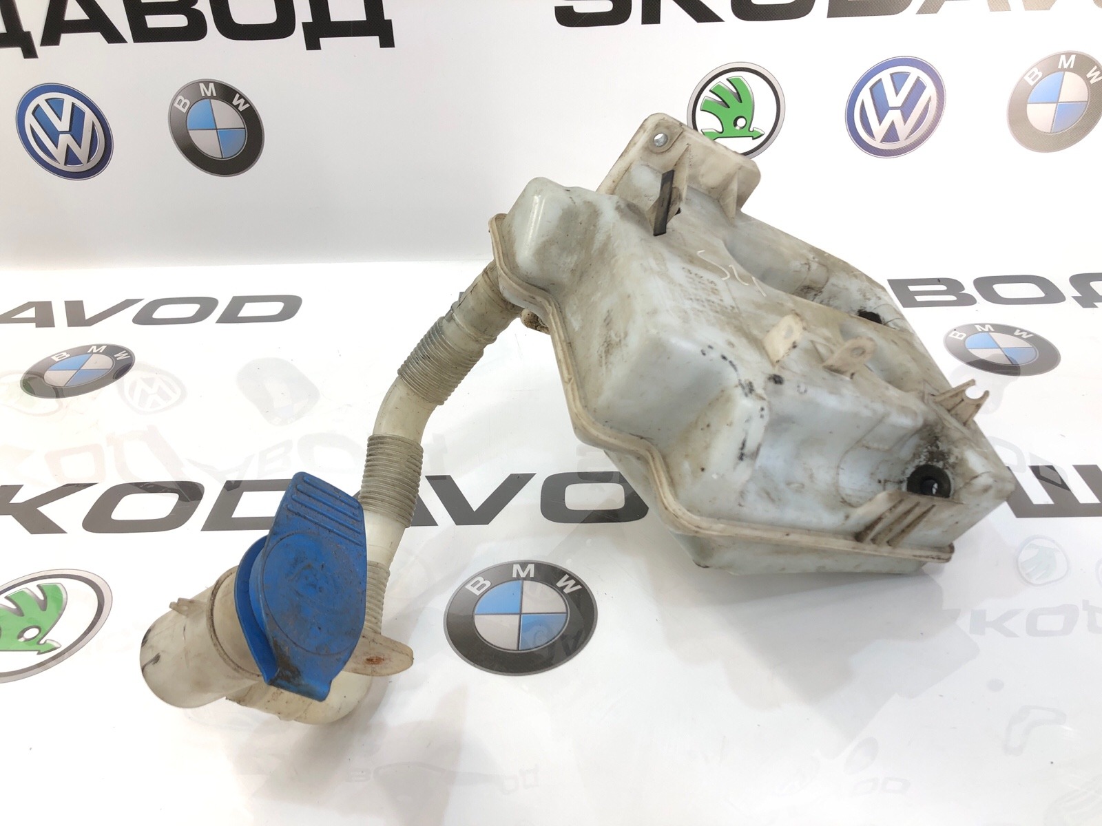 бачок омывателя, 1000 рублей, Москва