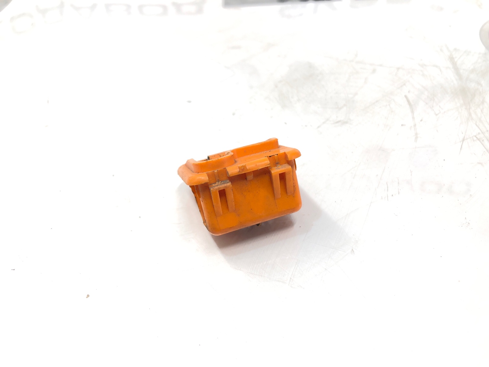 Кронштейн упора капота, 1000 рублей, Москва