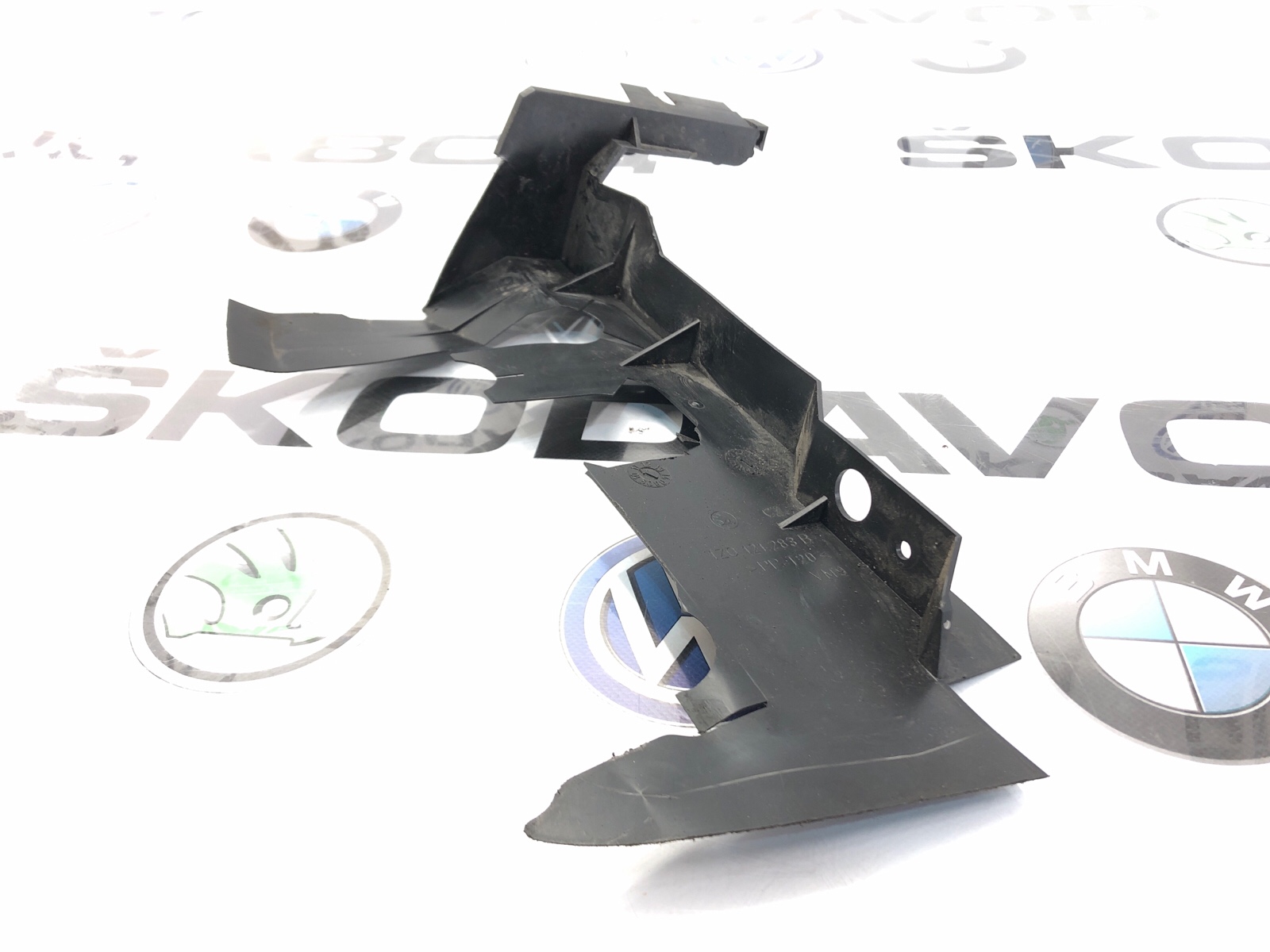 Дефлектор радиатора, 500 рублей, Москва