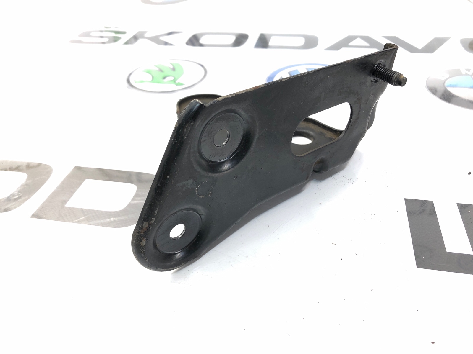 Кронштейн блока ABS, 500 рублей, Москва