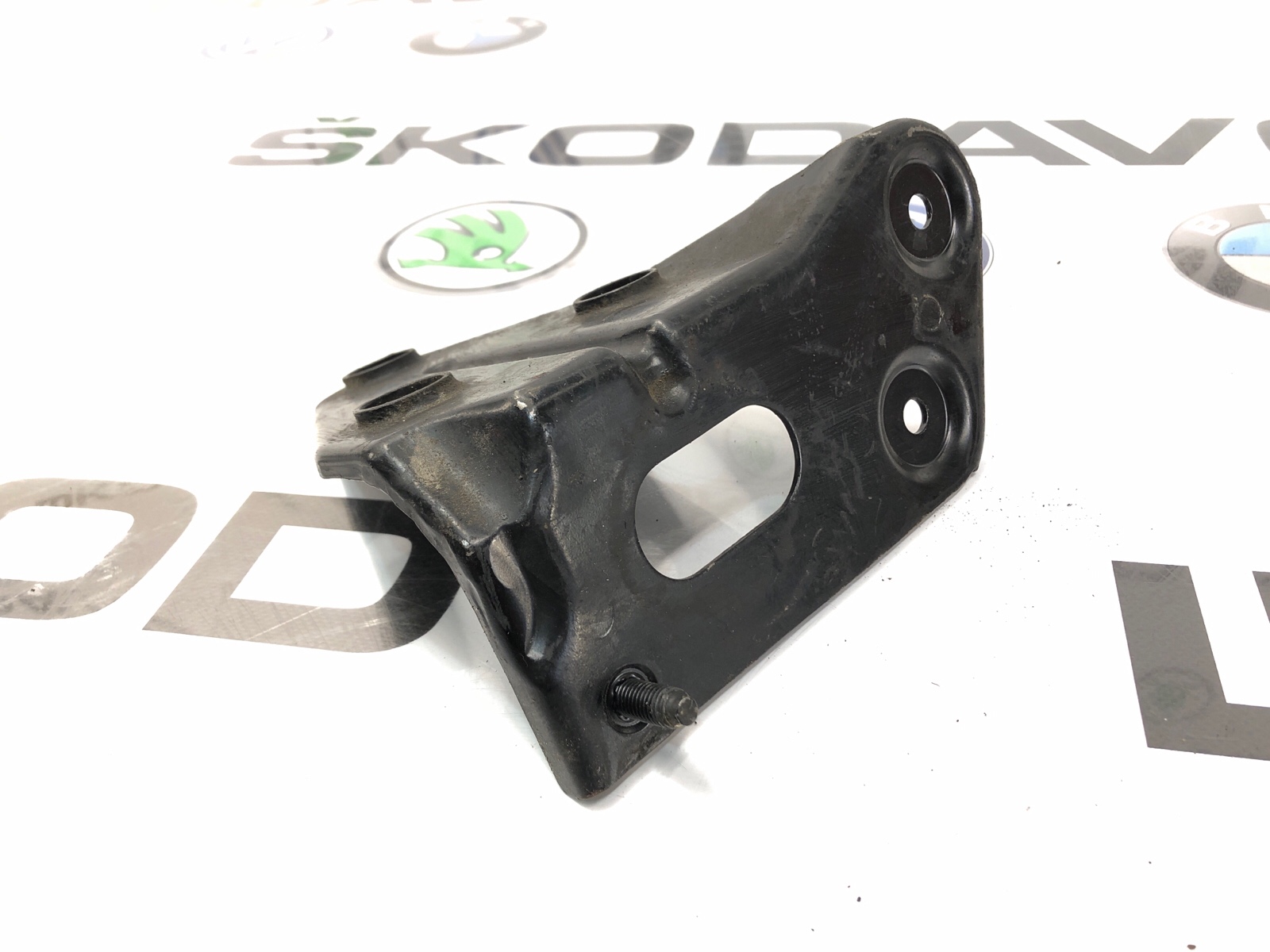 Кронштейн блока ABS, 500 рублей, Москва