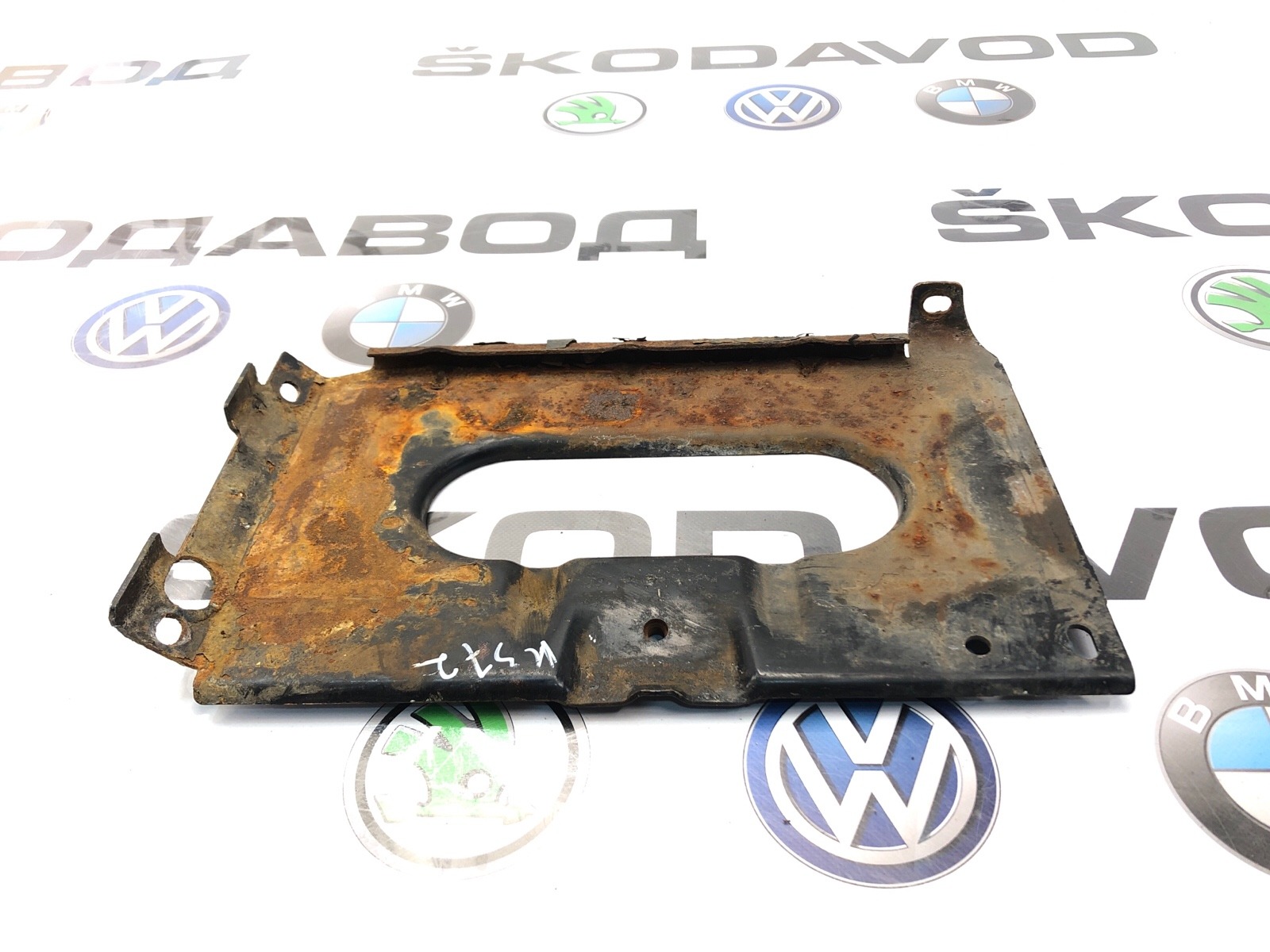 Площадка аккумулятора (АКБ), 1000 рублей, Москва