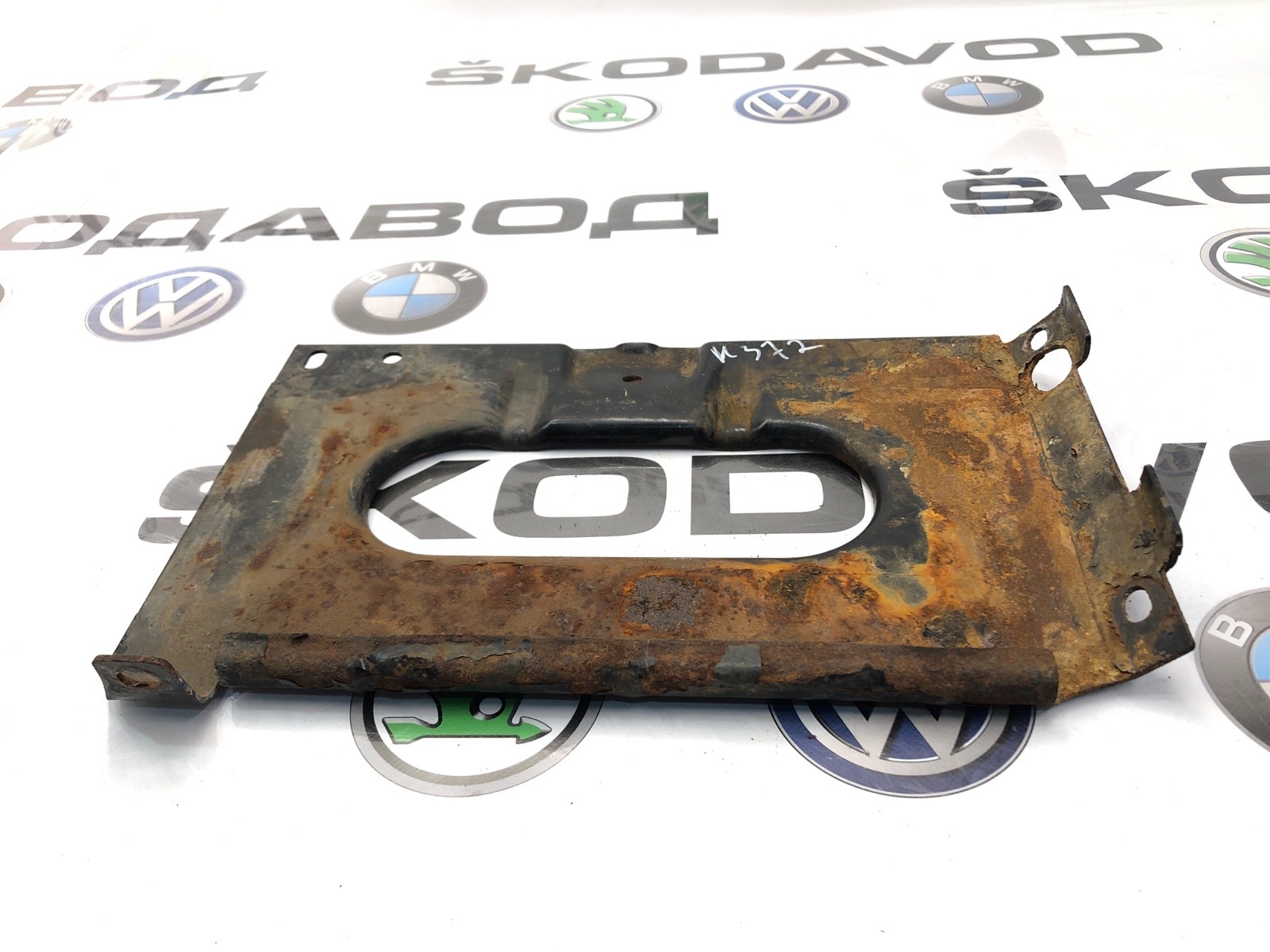 Площадка аккумулятора (АКБ), 1000 рублей, Москва