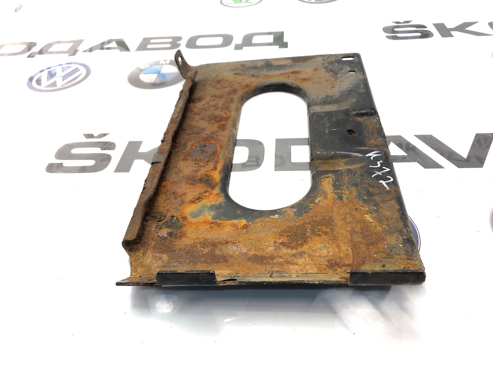 Площадка аккумулятора (АКБ), 1000 рублей, Москва