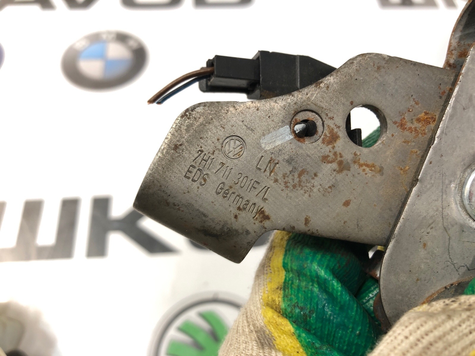 Ручник, 2000 рублей, Москва