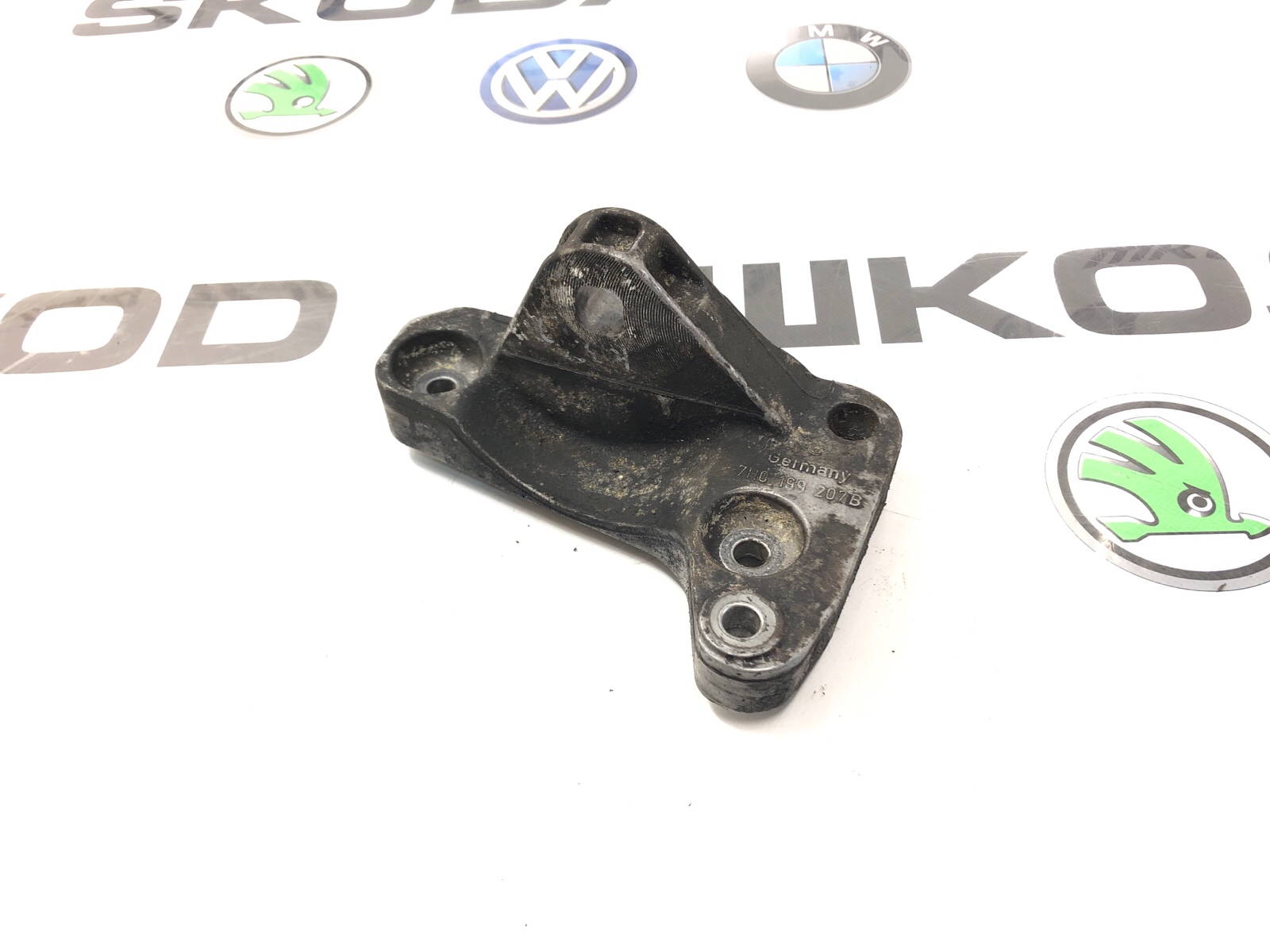 Кронштейн двигателя, 1000 рублей, Москва