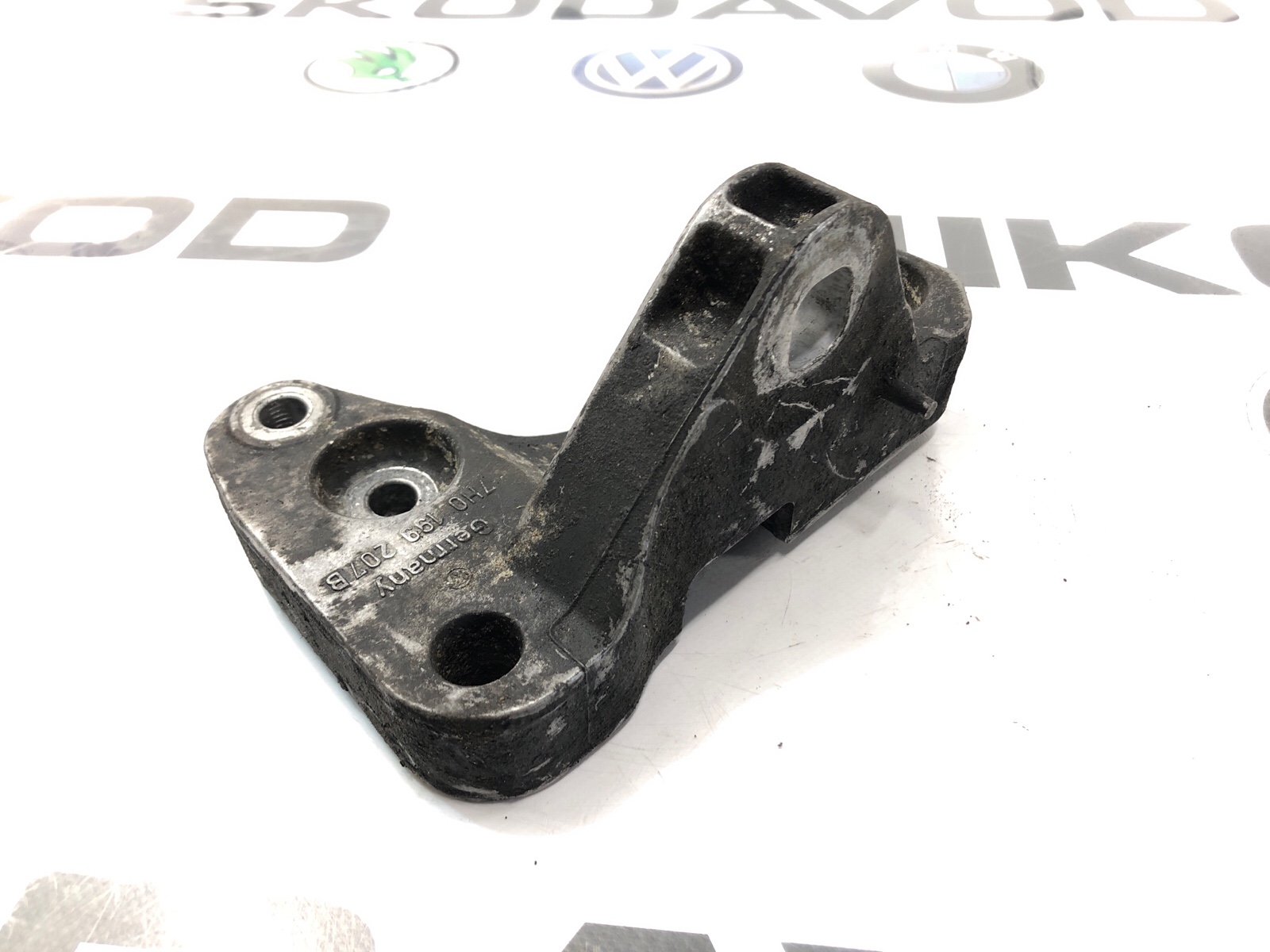 Кронштейн двигателя, 1000 рублей, Москва