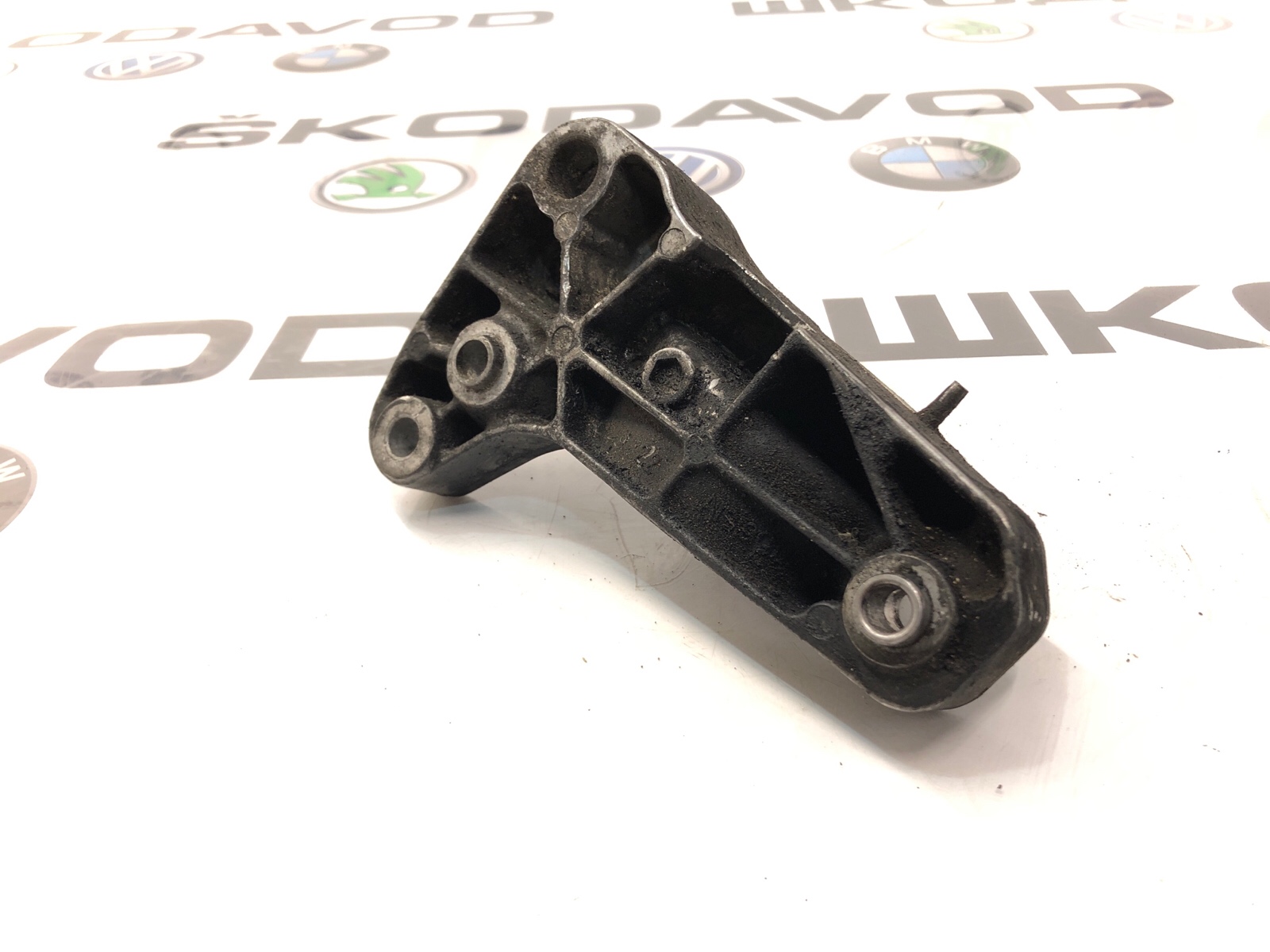 Кронштейн двигателя, 1000 рублей, Москва