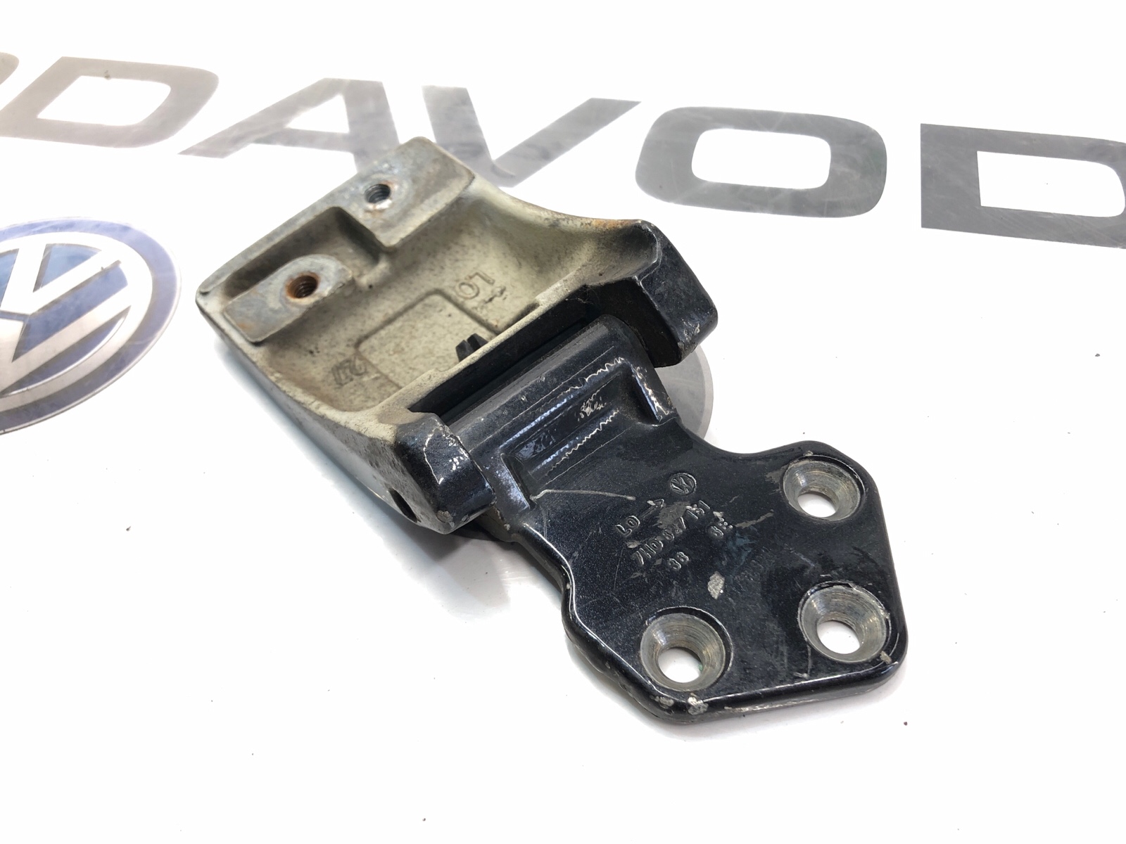 Петля крышки багажника, 2000 рублей, Москва