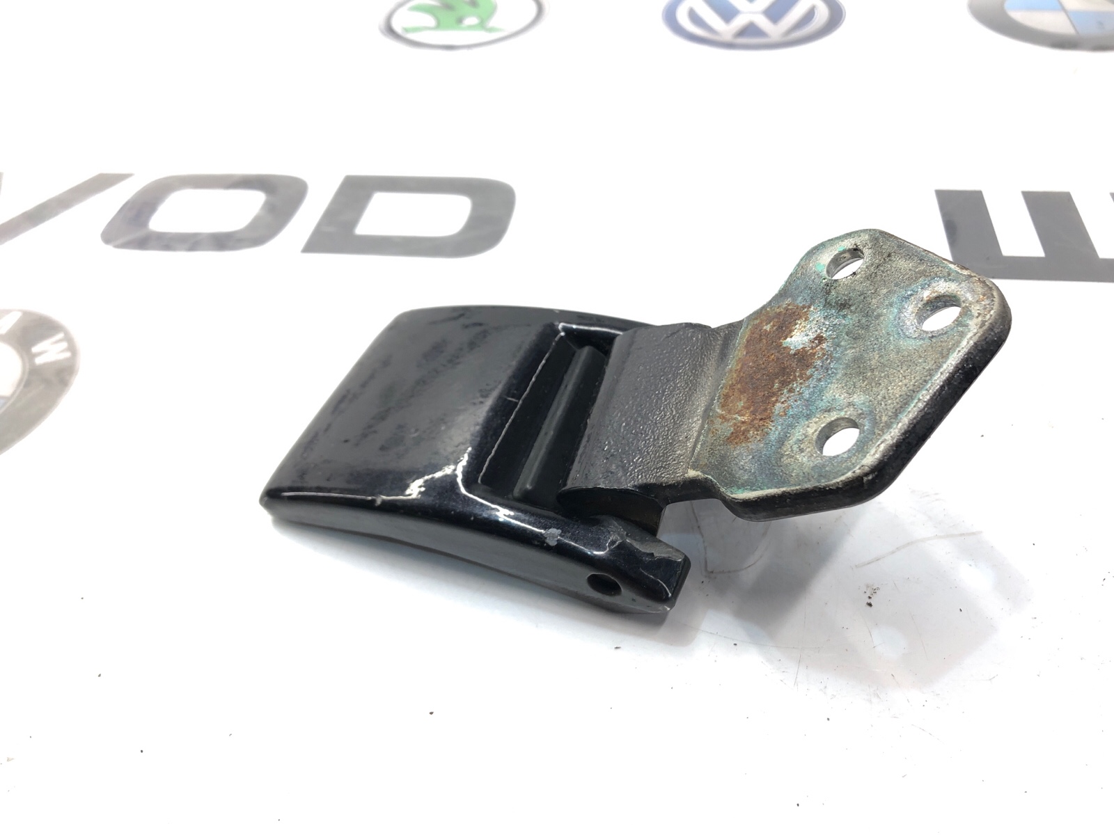 Петля крышки багажника, 2000 рублей, Москва