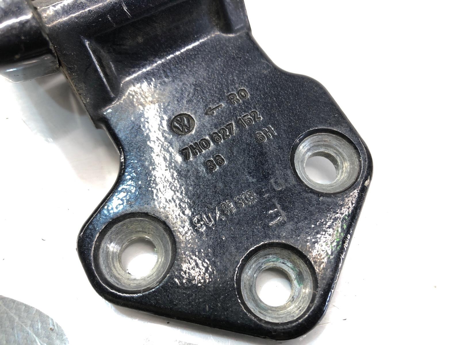 Петля крышки багажника, 2000 рублей, Москва