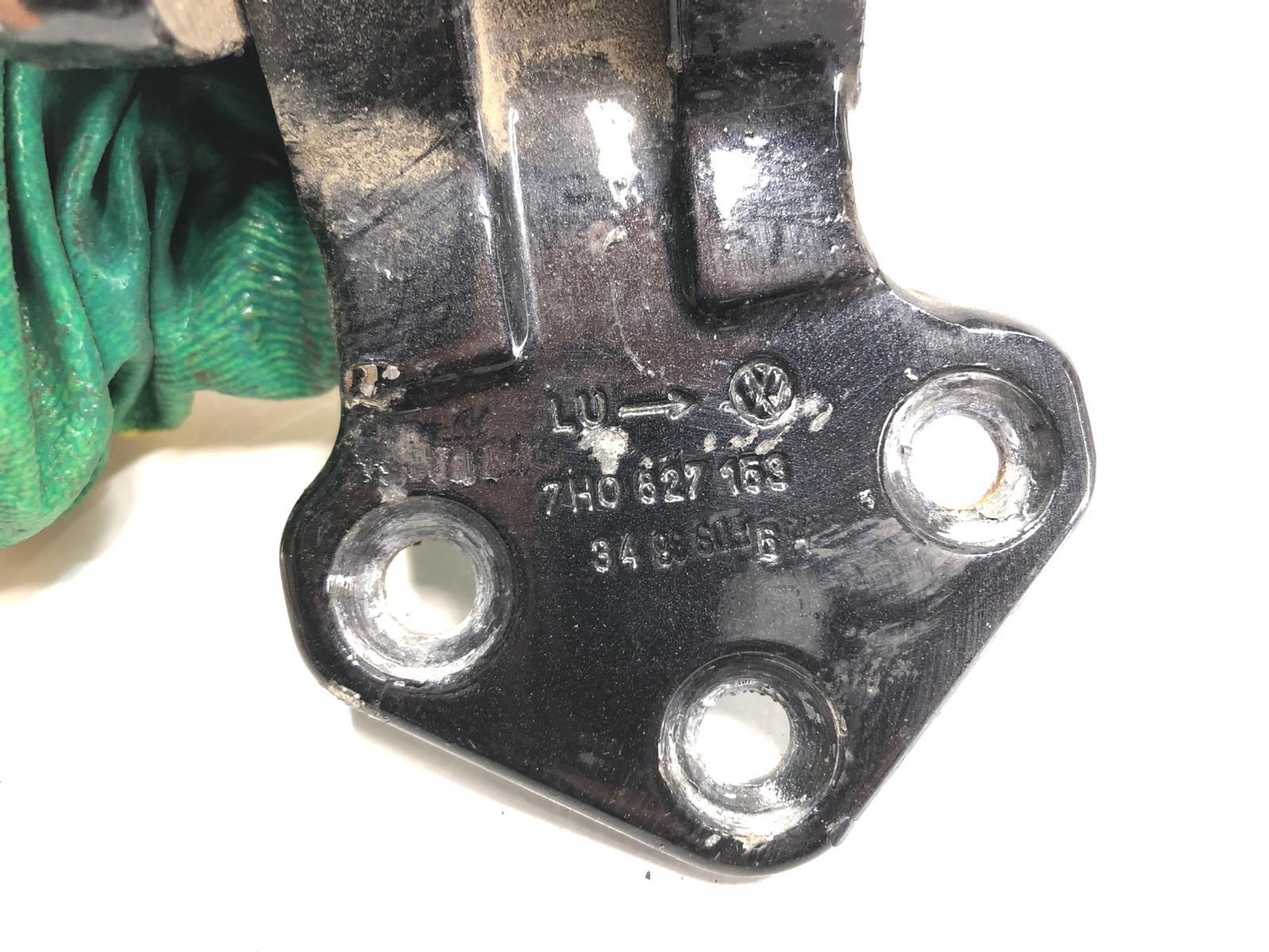 Петля крышки багажника, 2000 рублей, Москва