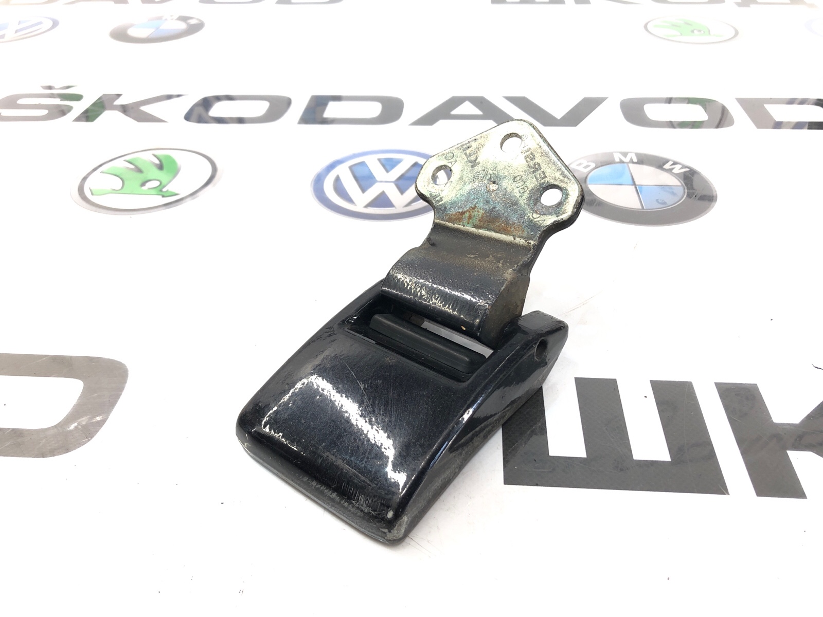 Петля крышки багажника, 2000 рублей, Москва