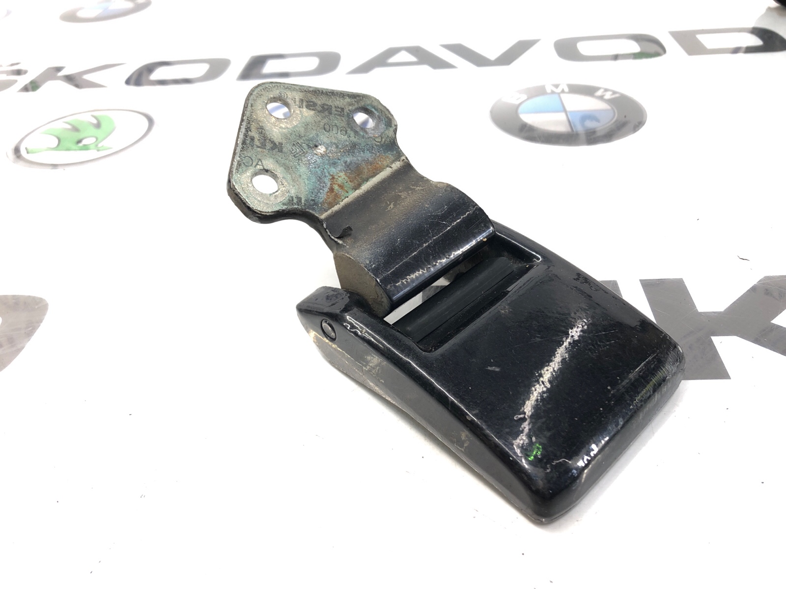 Петля крышки багажника, 2000 рублей, Москва