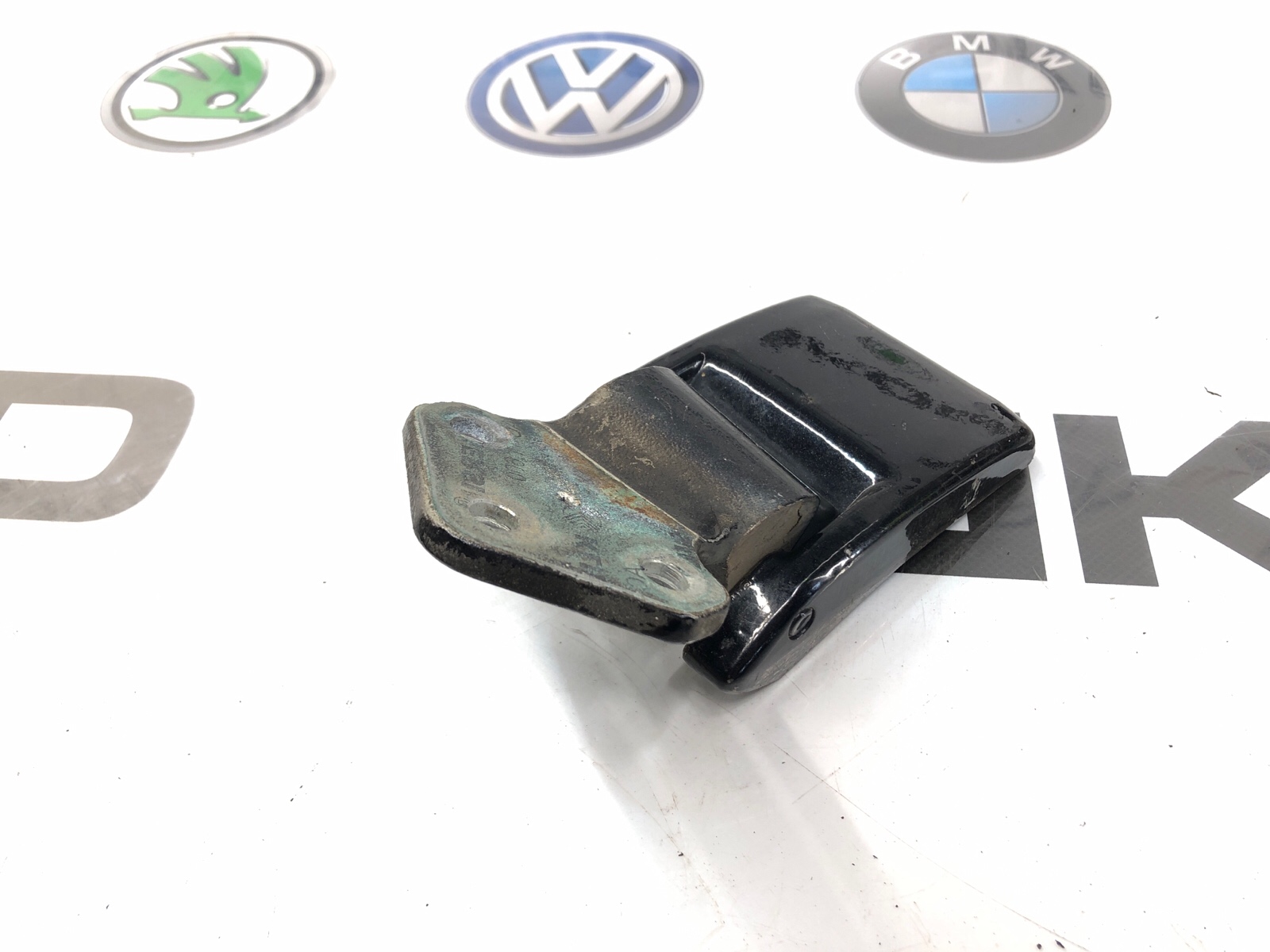 Петля крышки багажника, 2000 рублей, Москва