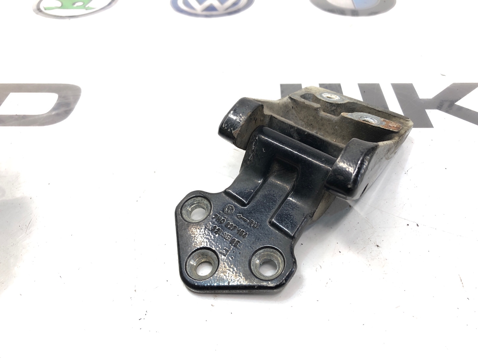 Петля крышки багажника, 2000 рублей, Москва