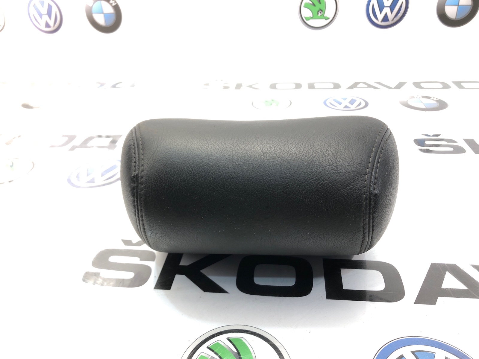 Подголовник, 3000 рублей, Москва