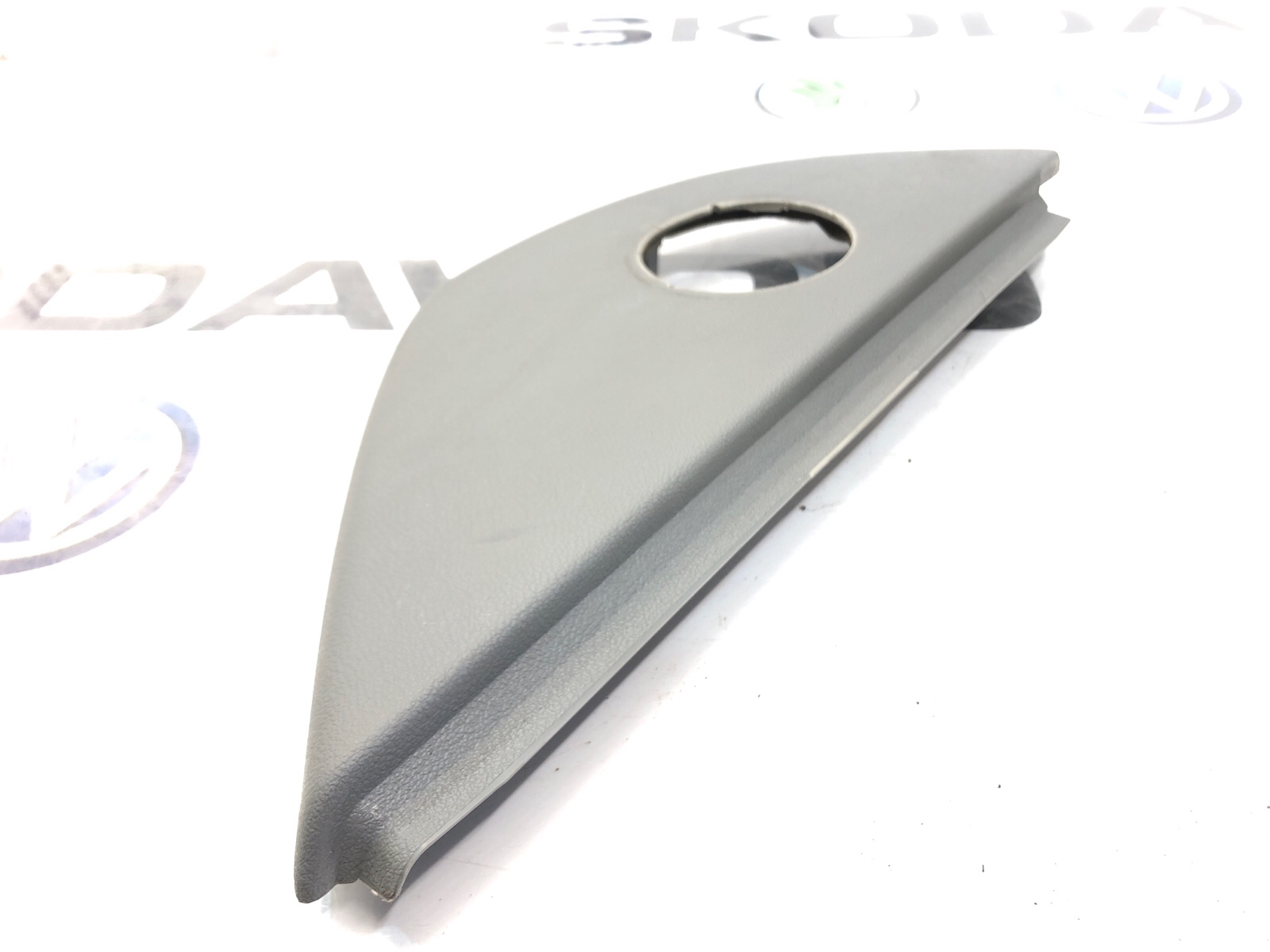 Накладка торпеды, 1000 рублей, Москва