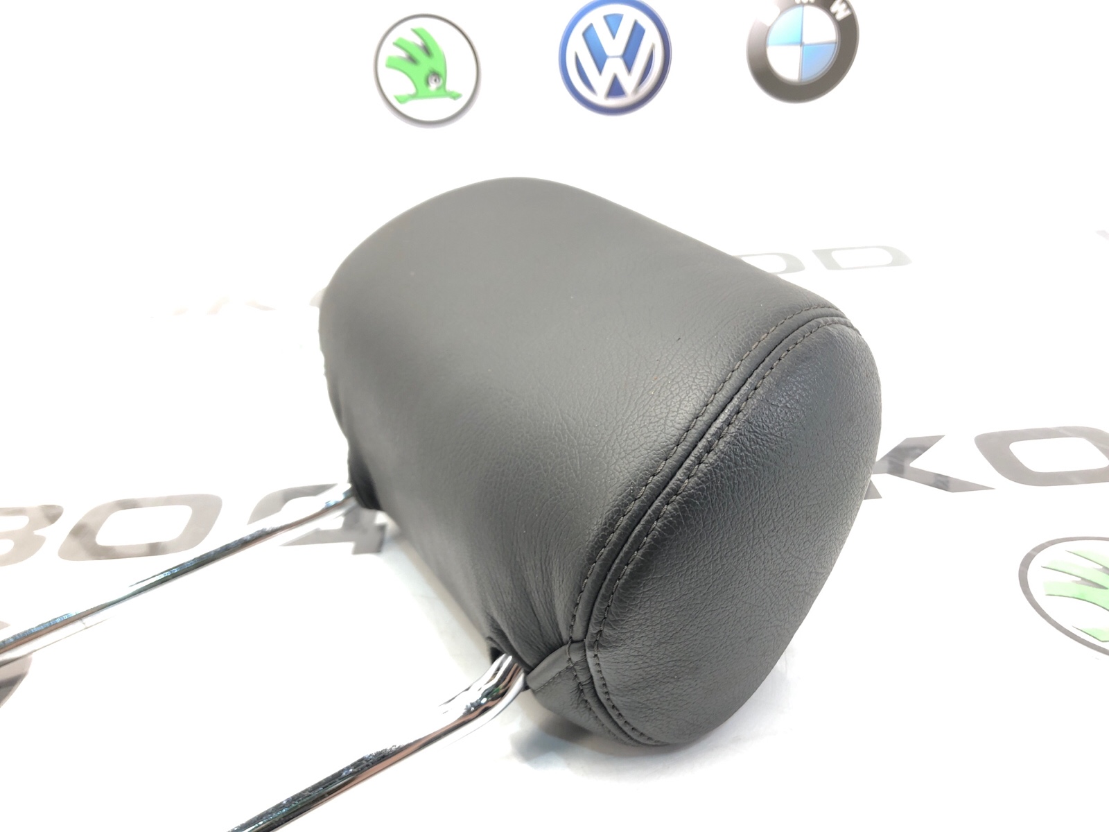 Подголовник, 1000 рублей, Москва