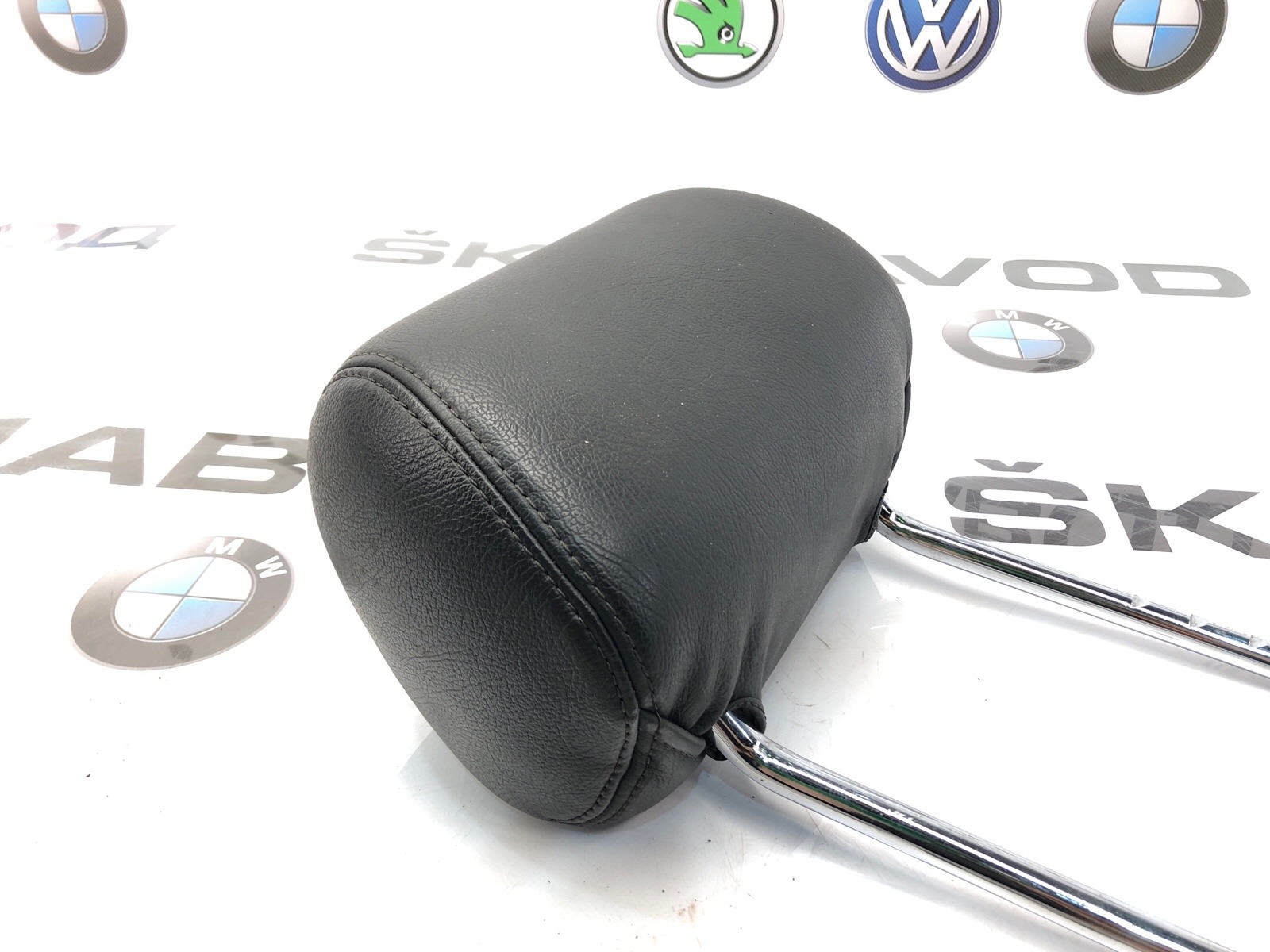 Подголовник, 1000 рублей, Москва