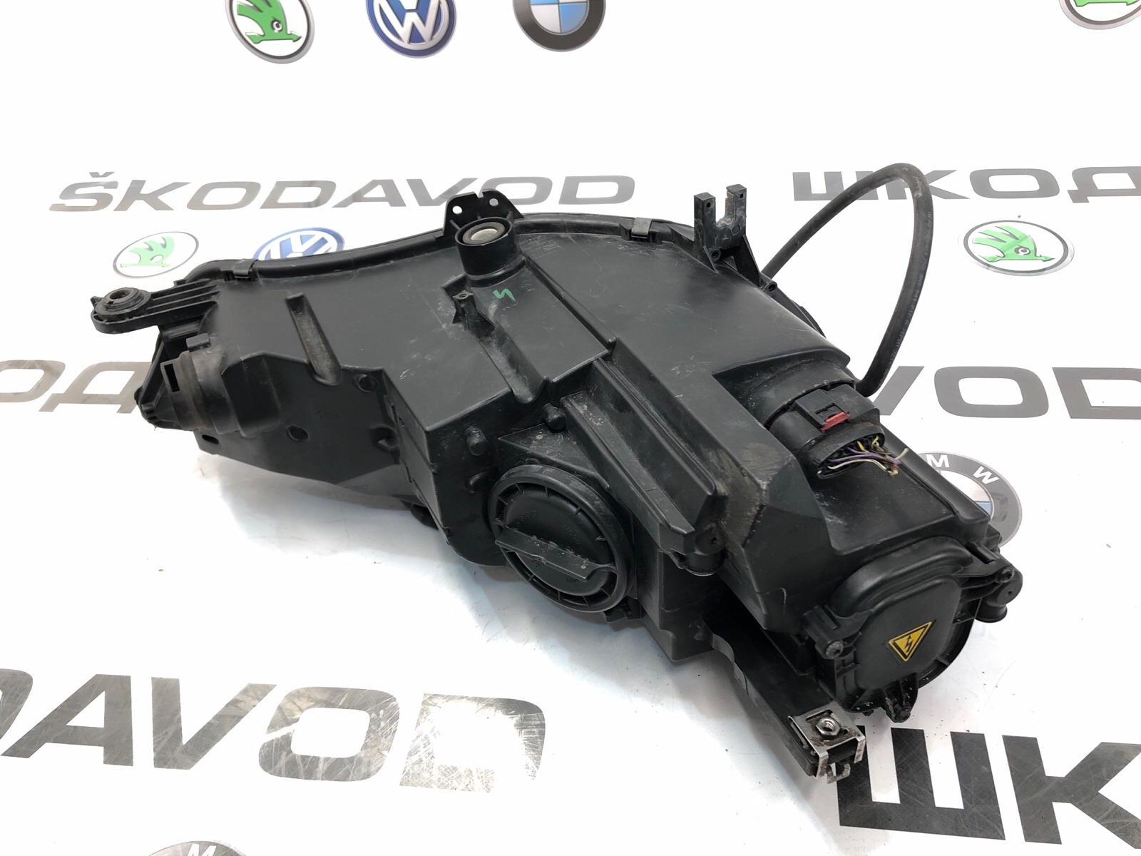 Фара ксенон, 35000 рублей, Москва