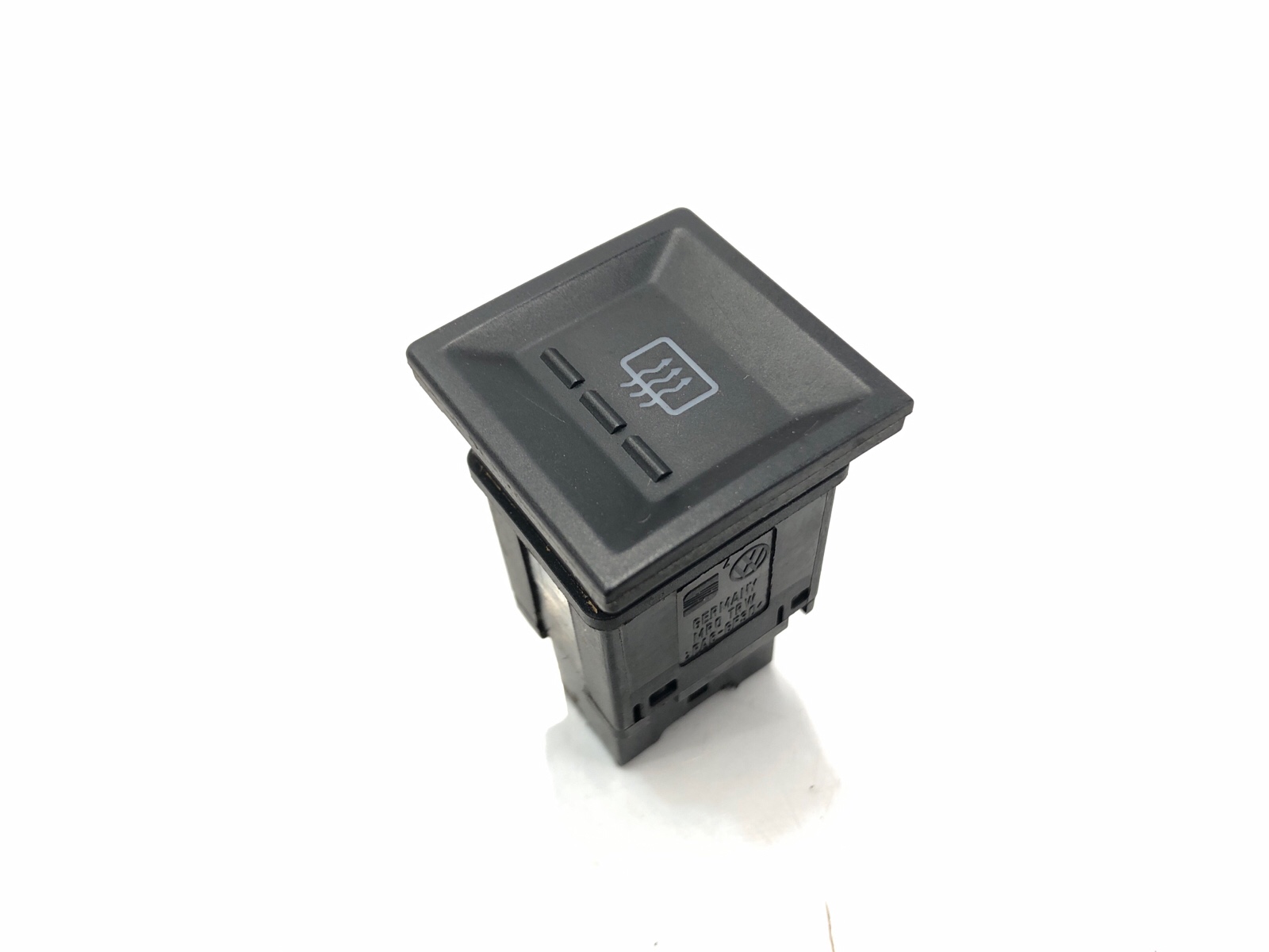 Кнопка обогрева стекла, 1200 рублей, Москва