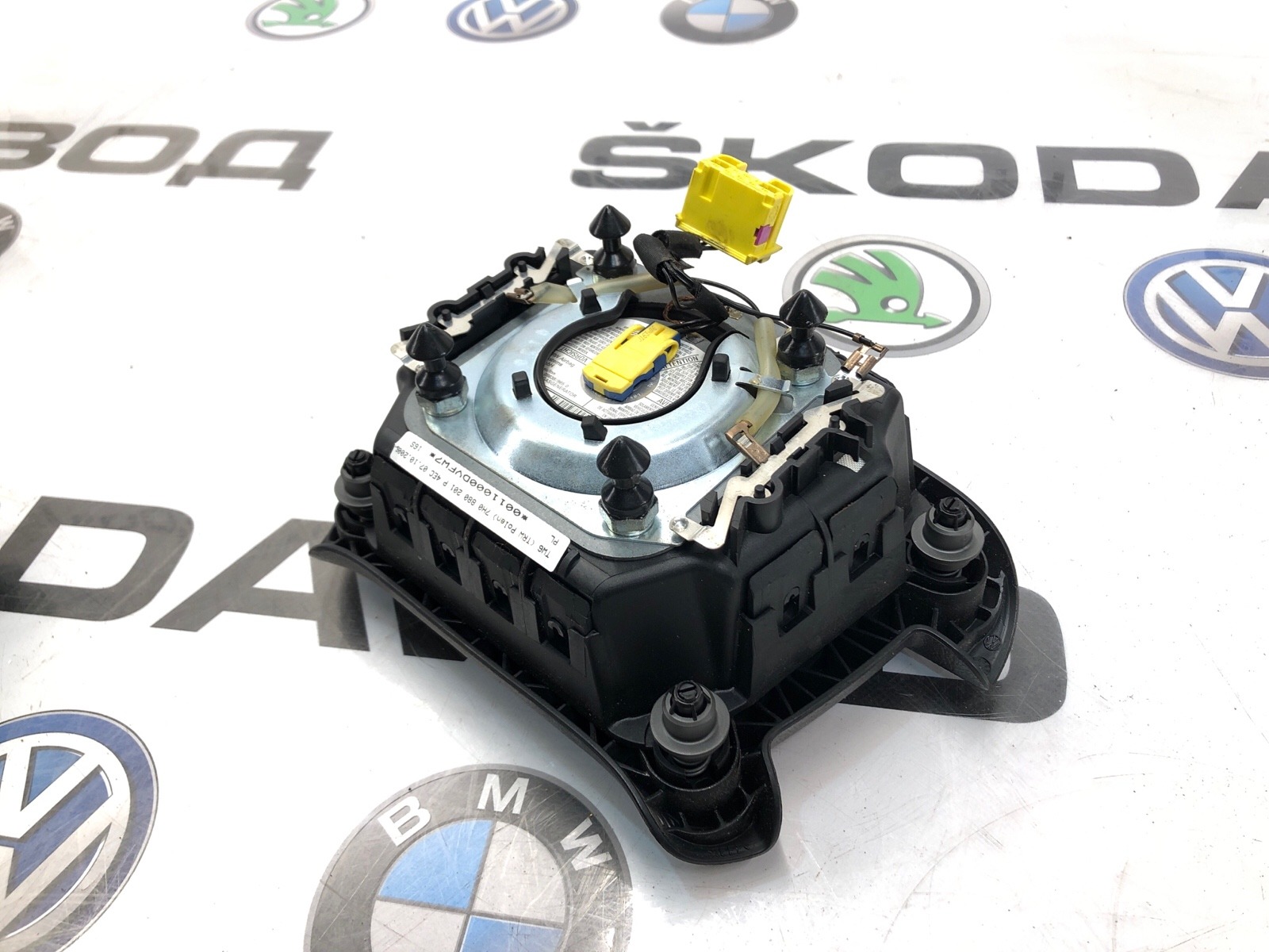 Подушка безопасности водителя, 2500 рублей, Москва